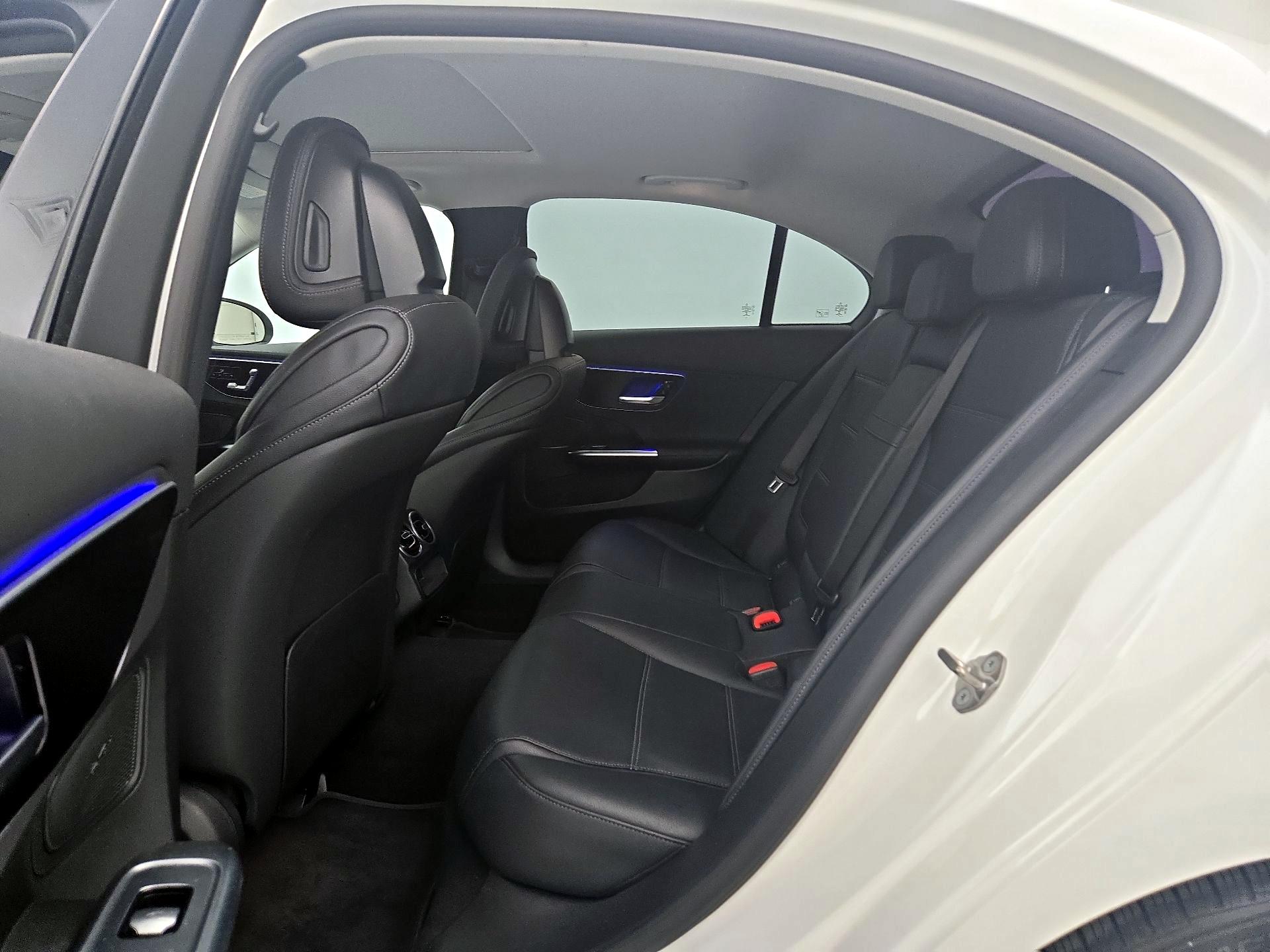 Thumbnail: 2022 Mercedes-Benz C-Class - 20