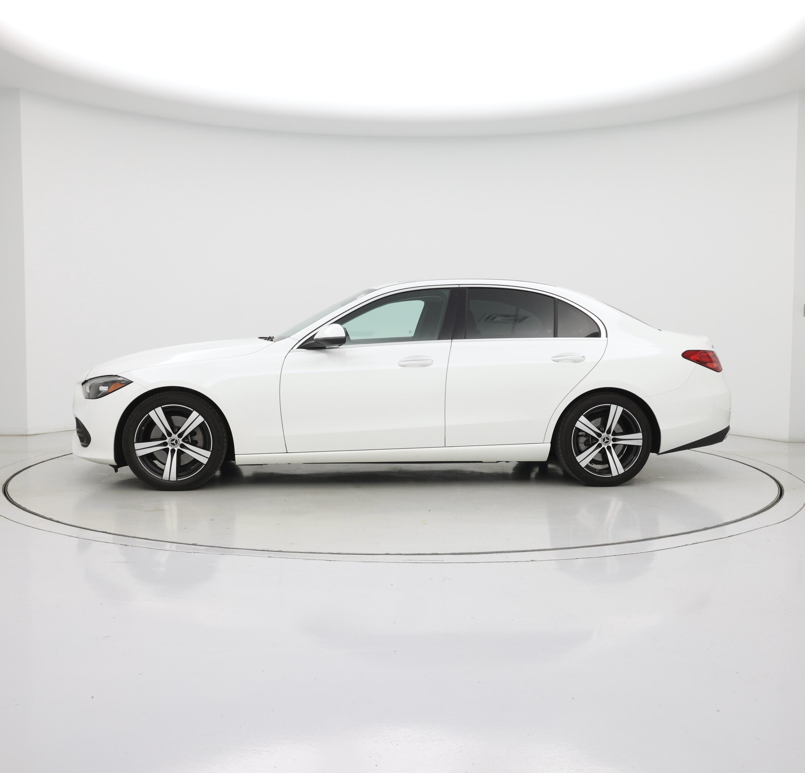 Thumbnail: 2022 Mercedes-Benz C-Class - 3