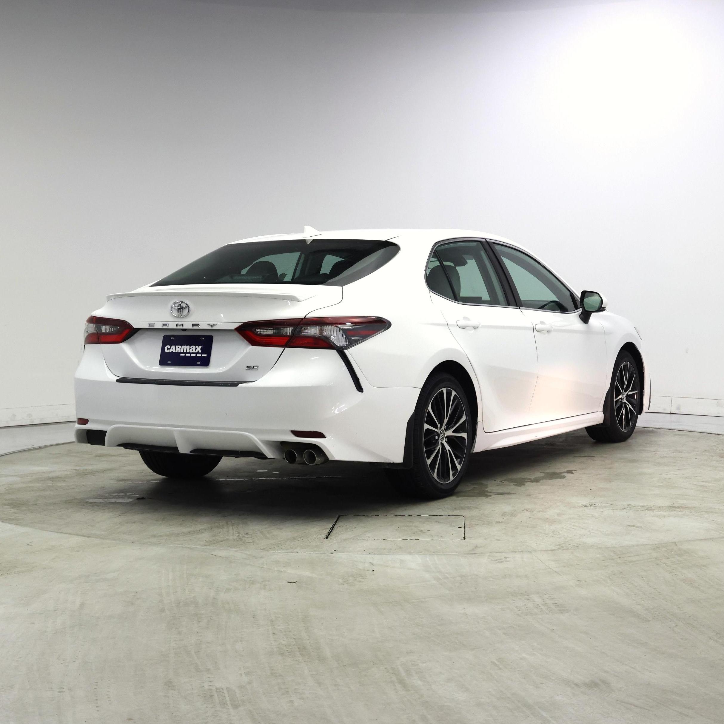 Thumbnail: 2024 Toyota Camry - 8