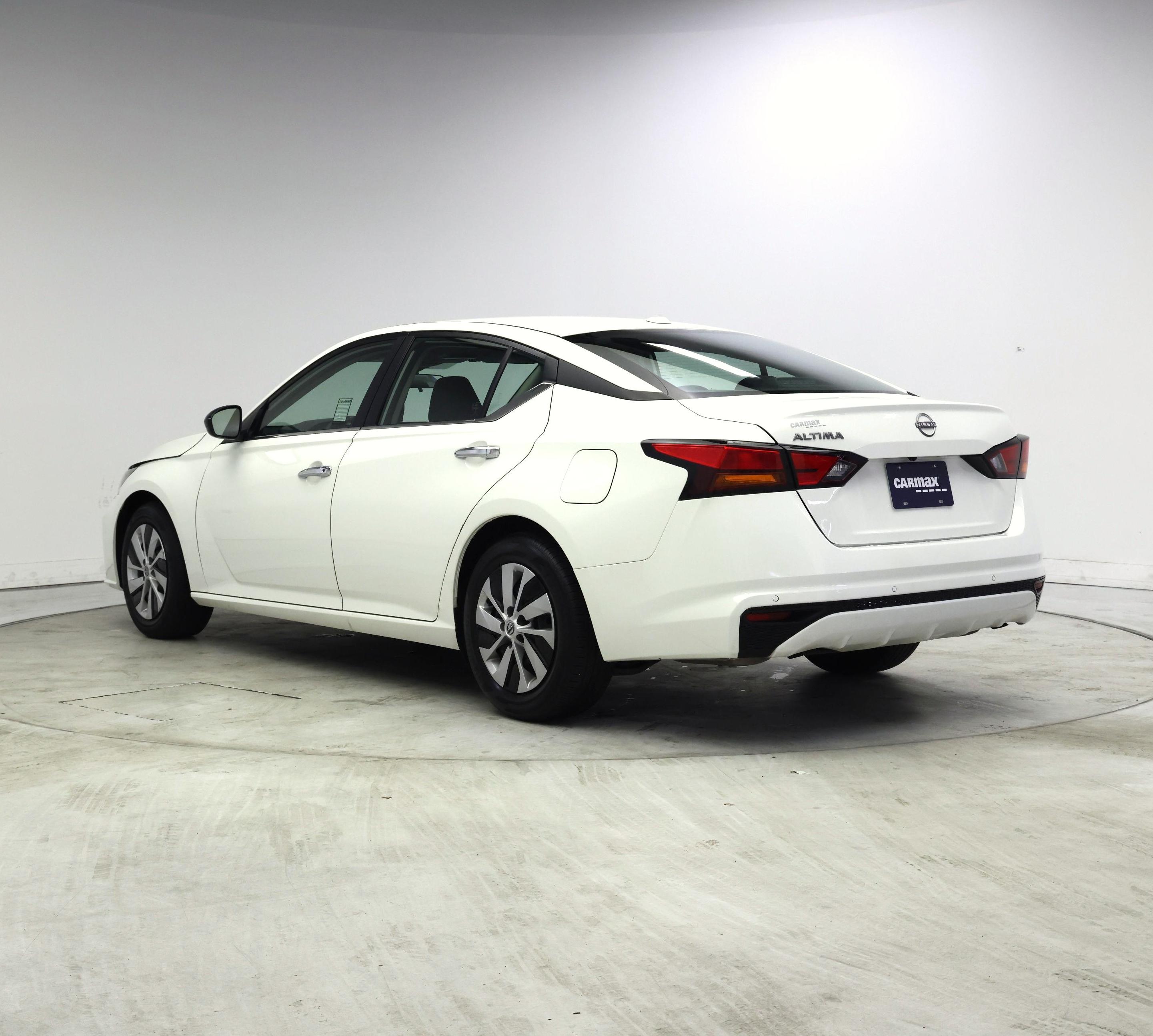 Thumbnail: 2025 Nissan Altima - 2