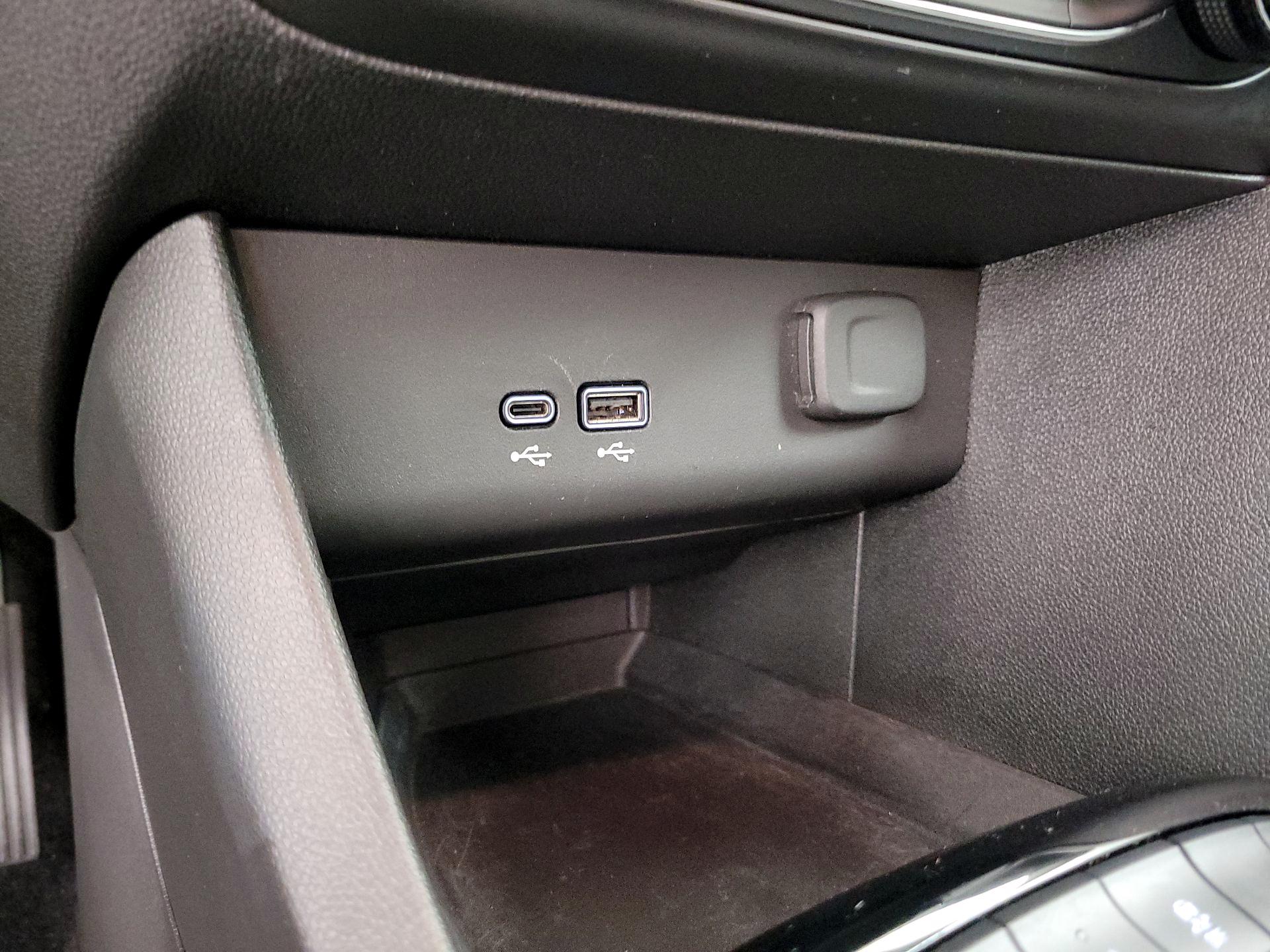Thumbnail: 2024 Buick Encore GX - 18