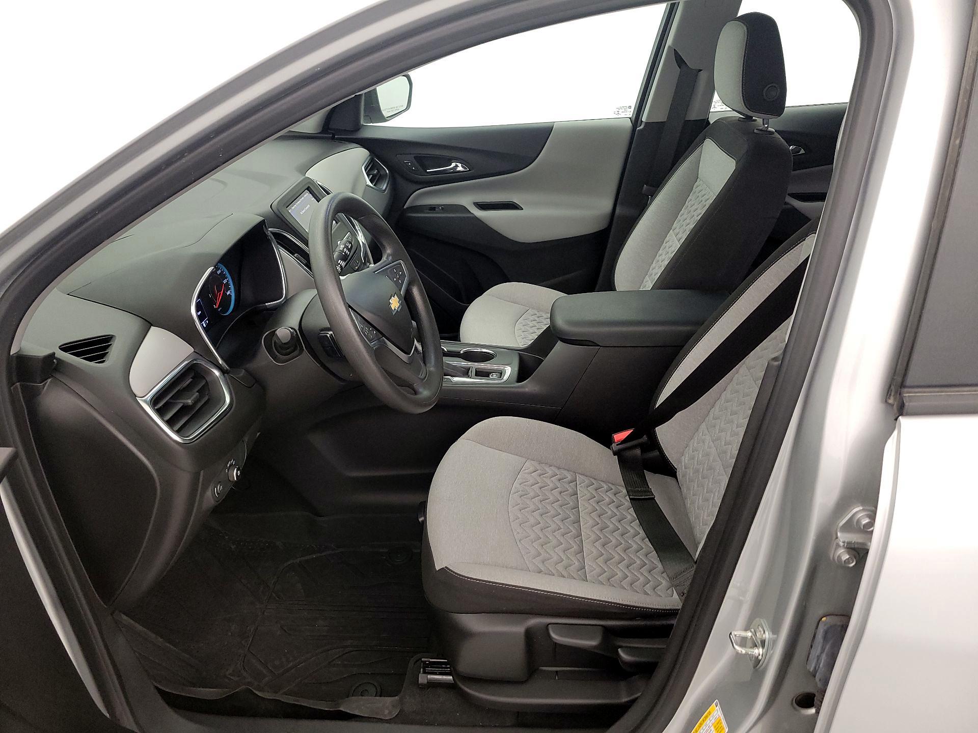 Thumbnail: 2022 Chevrolet Equinox - 11