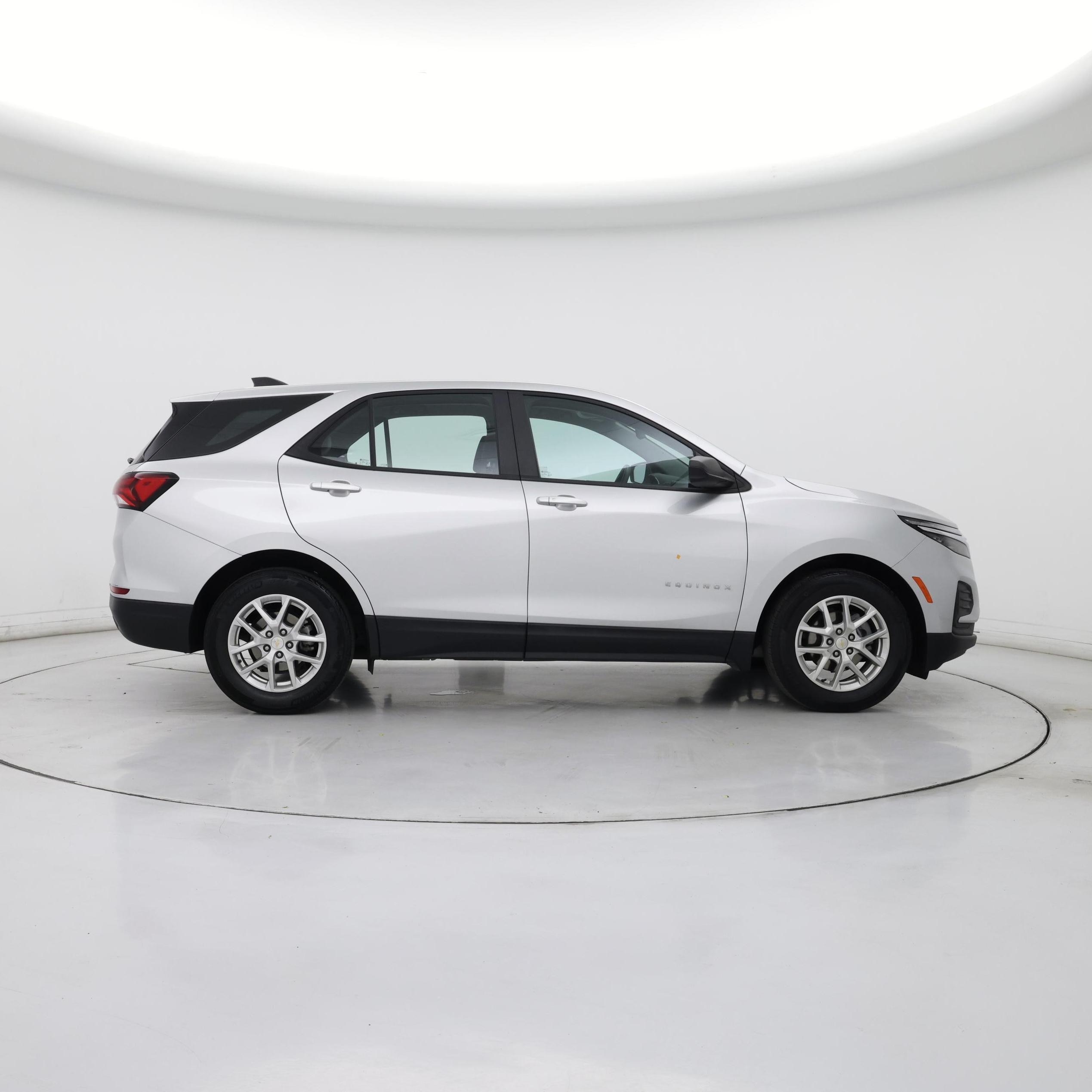 Thumbnail: 2022 Chevrolet Equinox - 7