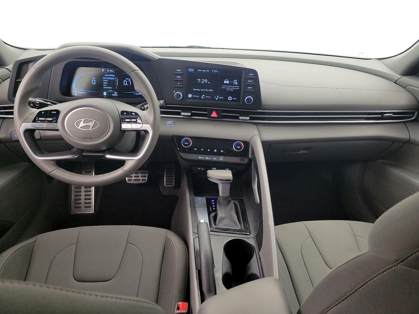2025 Hyundai Elantra SEL - Photo 10