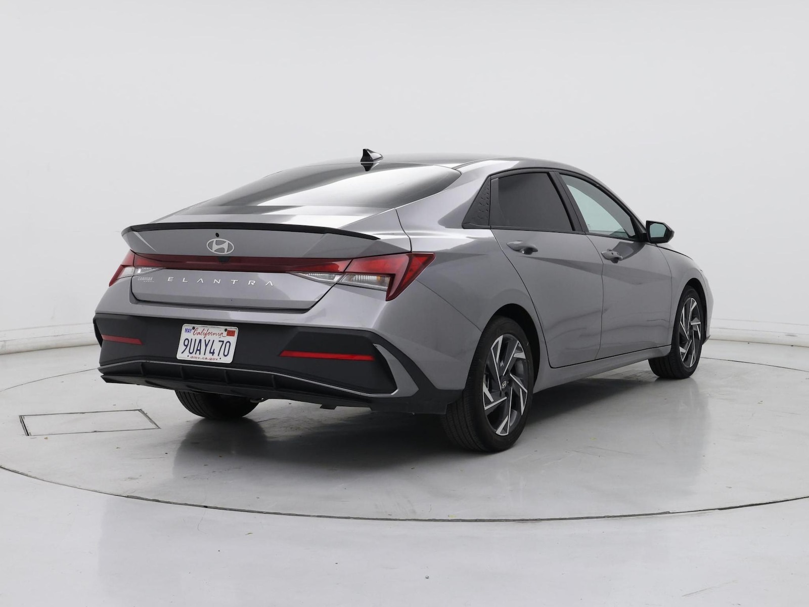 2025 Hyundai Elantra SEL - Photo 9