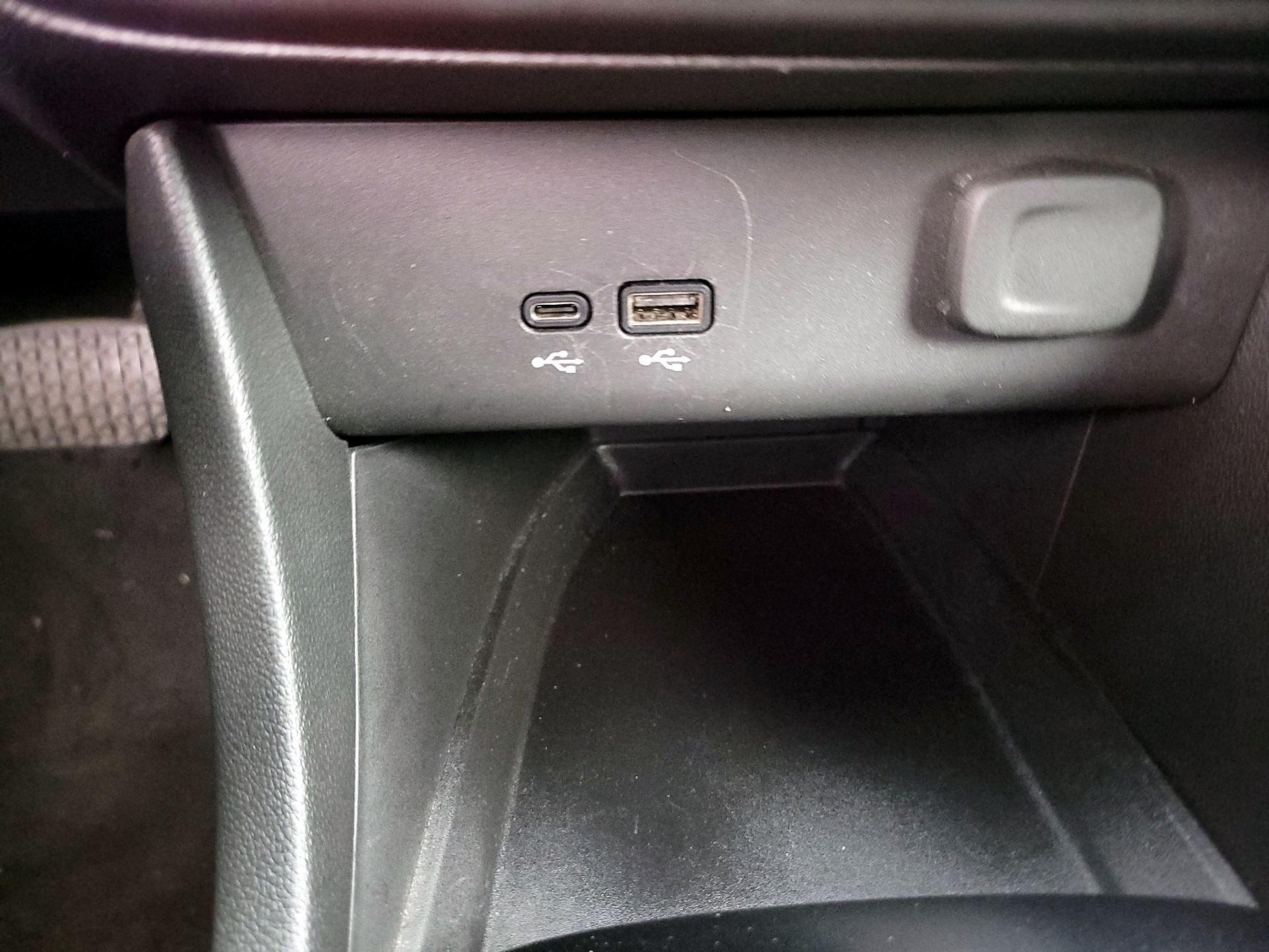 Thumbnail: 2024 Buick Encore GX - 18