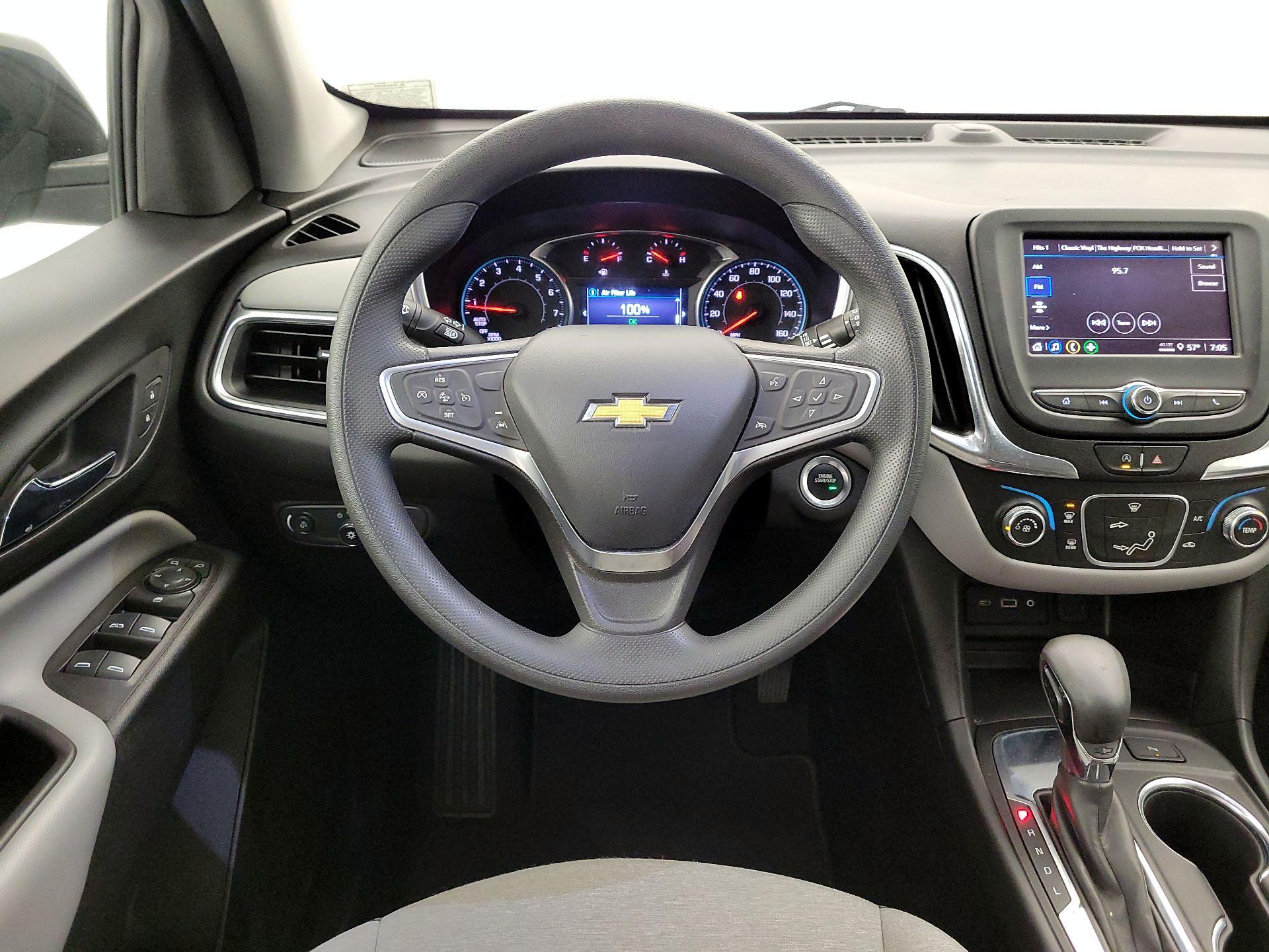 Thumbnail: 2022 Chevrolet Equinox - 10