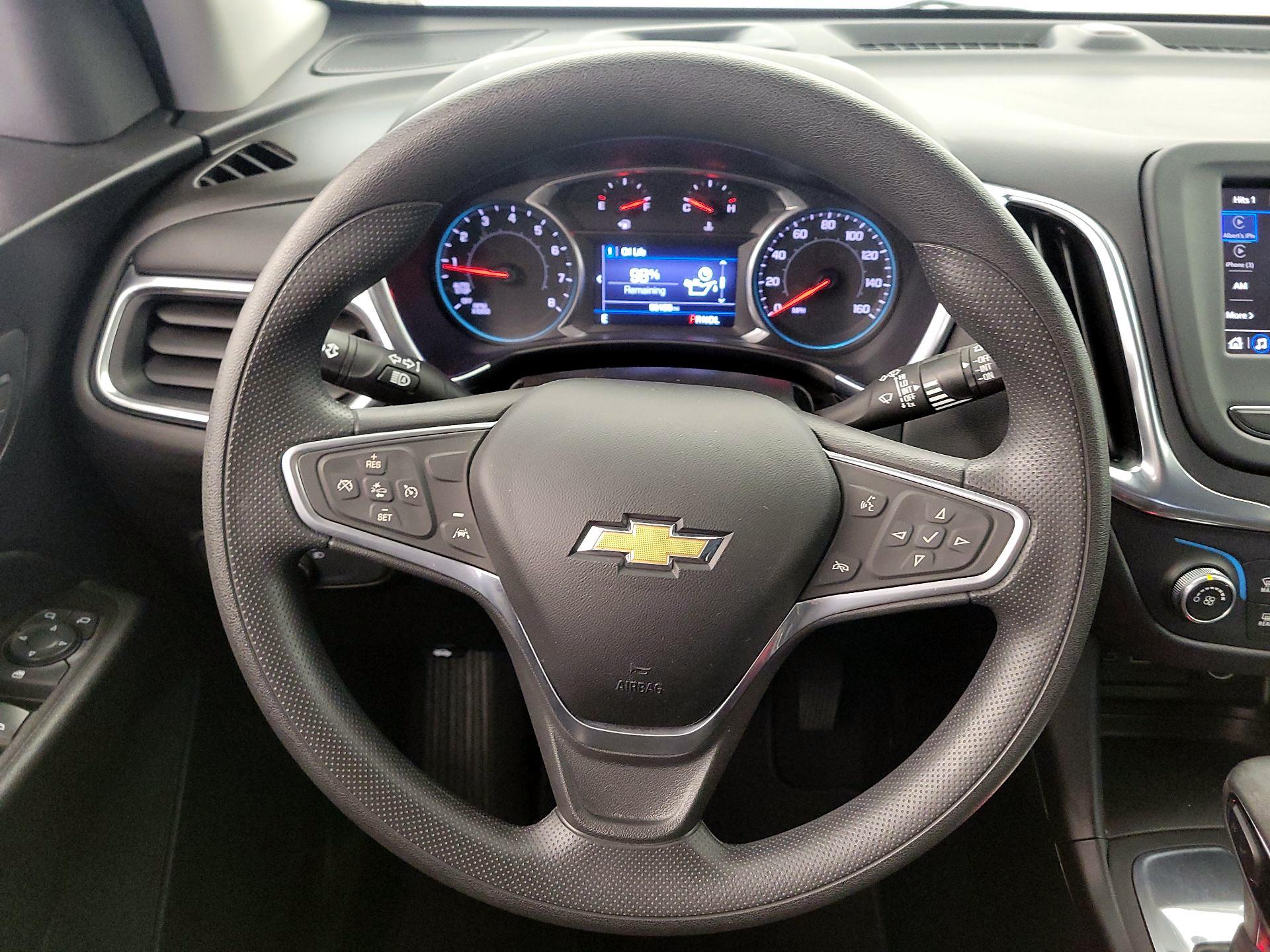Thumbnail: 2022 Chevrolet Equinox - 10