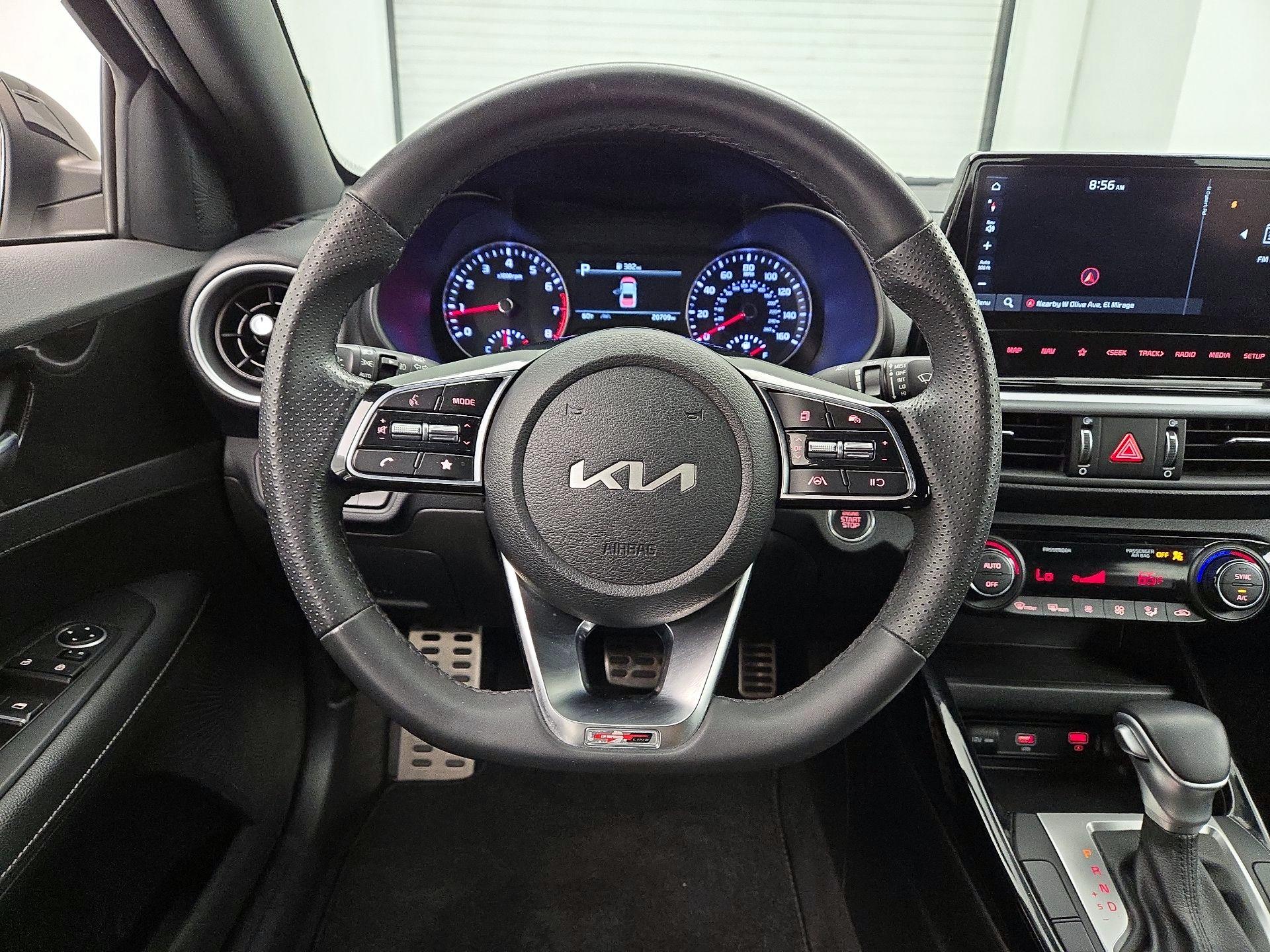 Thumbnail: 2023 Kia Forte - 10