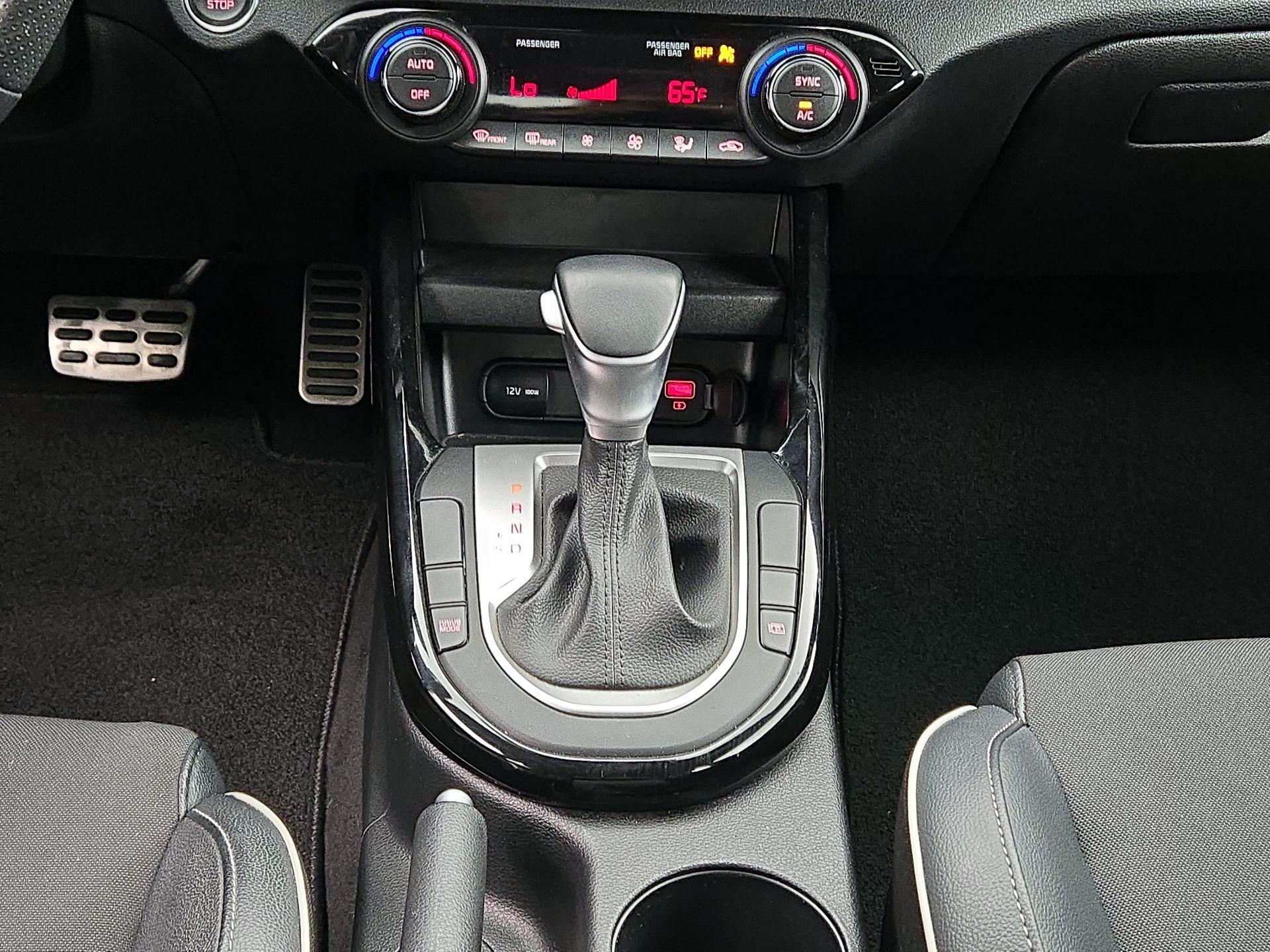 Thumbnail: 2023 Kia Forte - 18