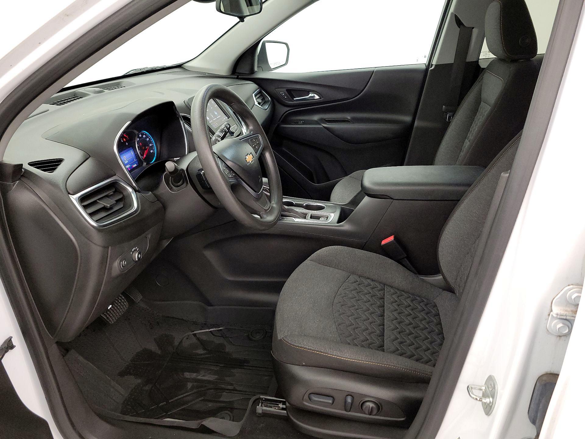 Thumbnail: 2022 Chevrolet Equinox - 11