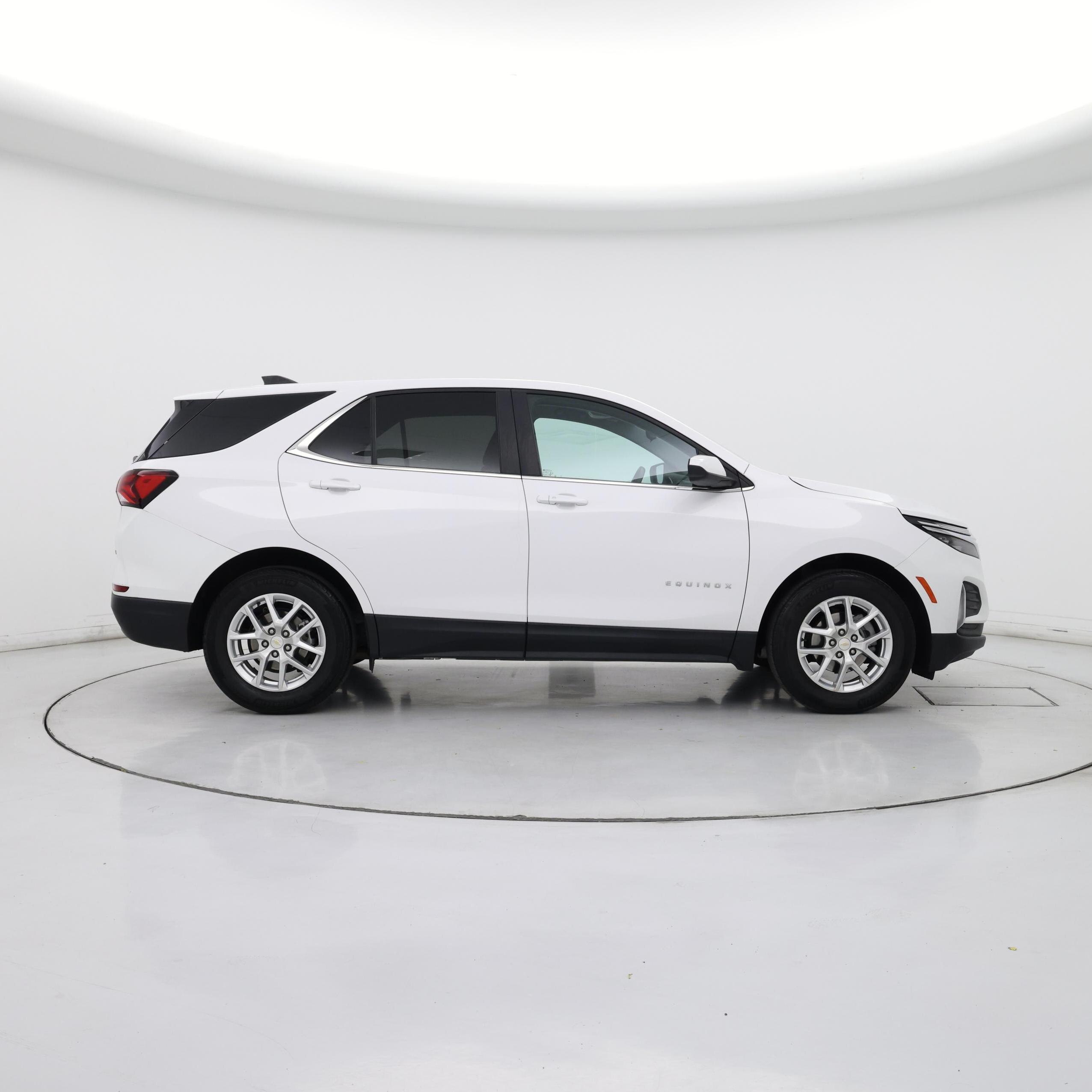 Thumbnail: 2022 Chevrolet Equinox - 7