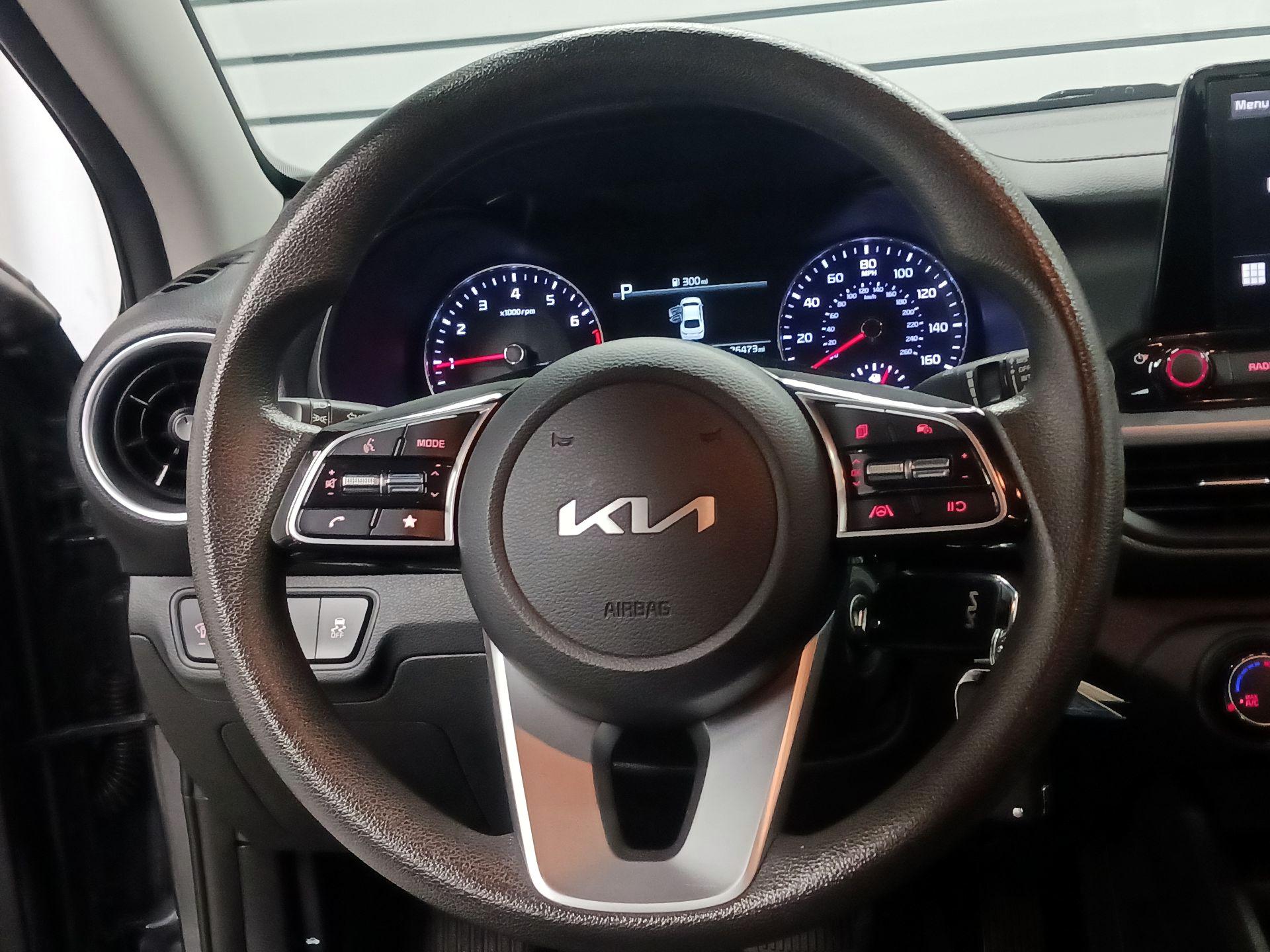 Thumbnail: 2023 Kia Forte - 10