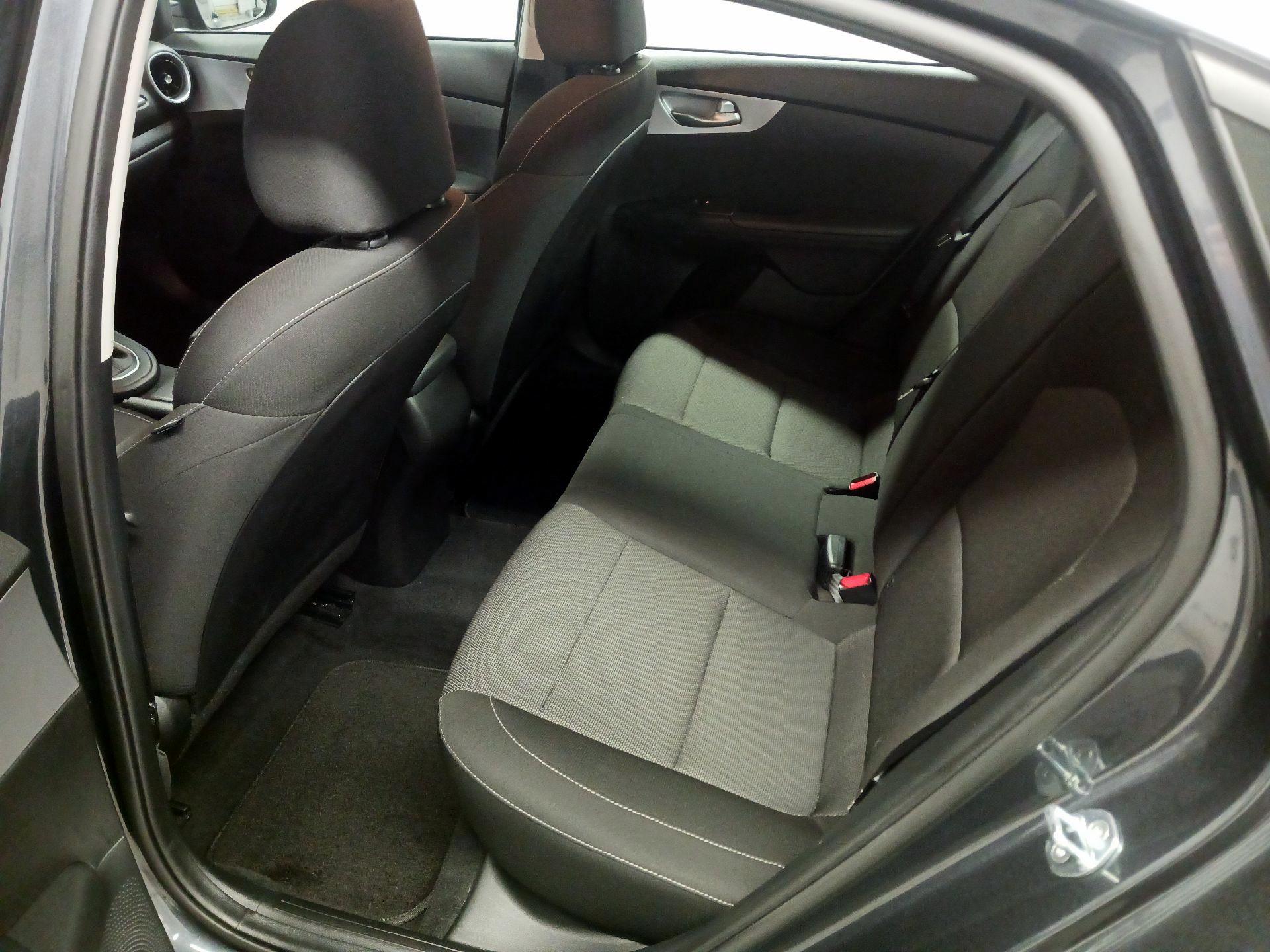 Thumbnail: 2023 Kia Forte - 19