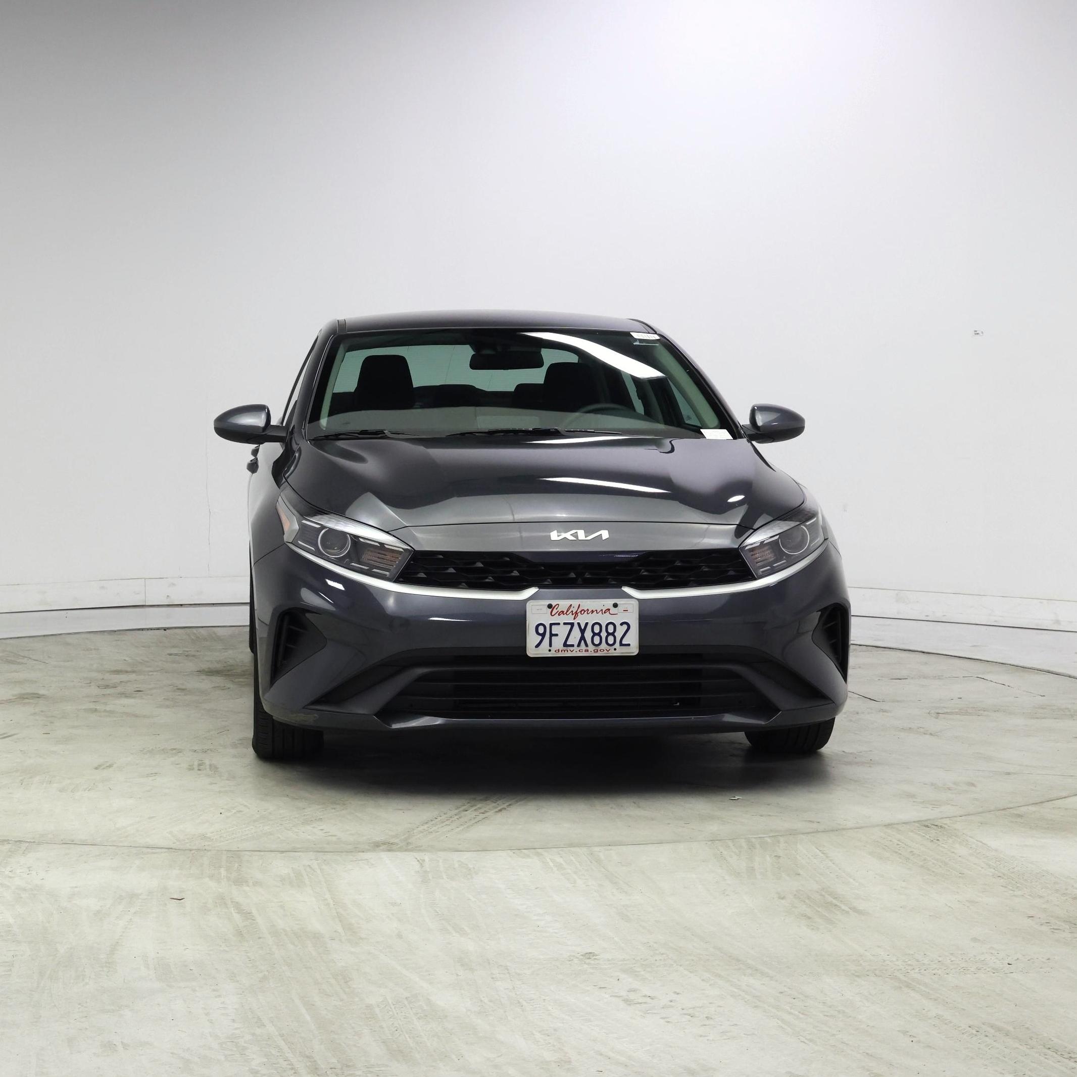 Thumbnail: 2023 Kia Forte - 5