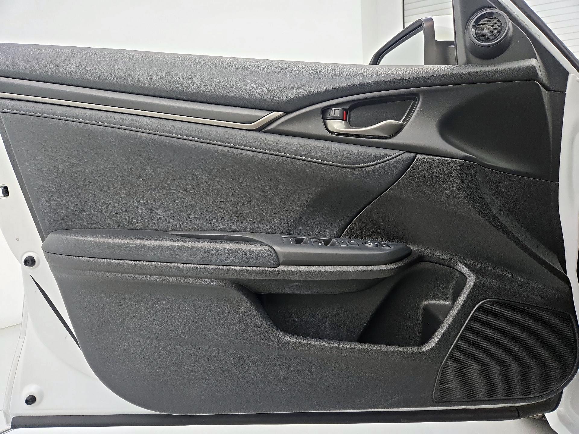 Thumbnail: 2020 Honda Civic - 12