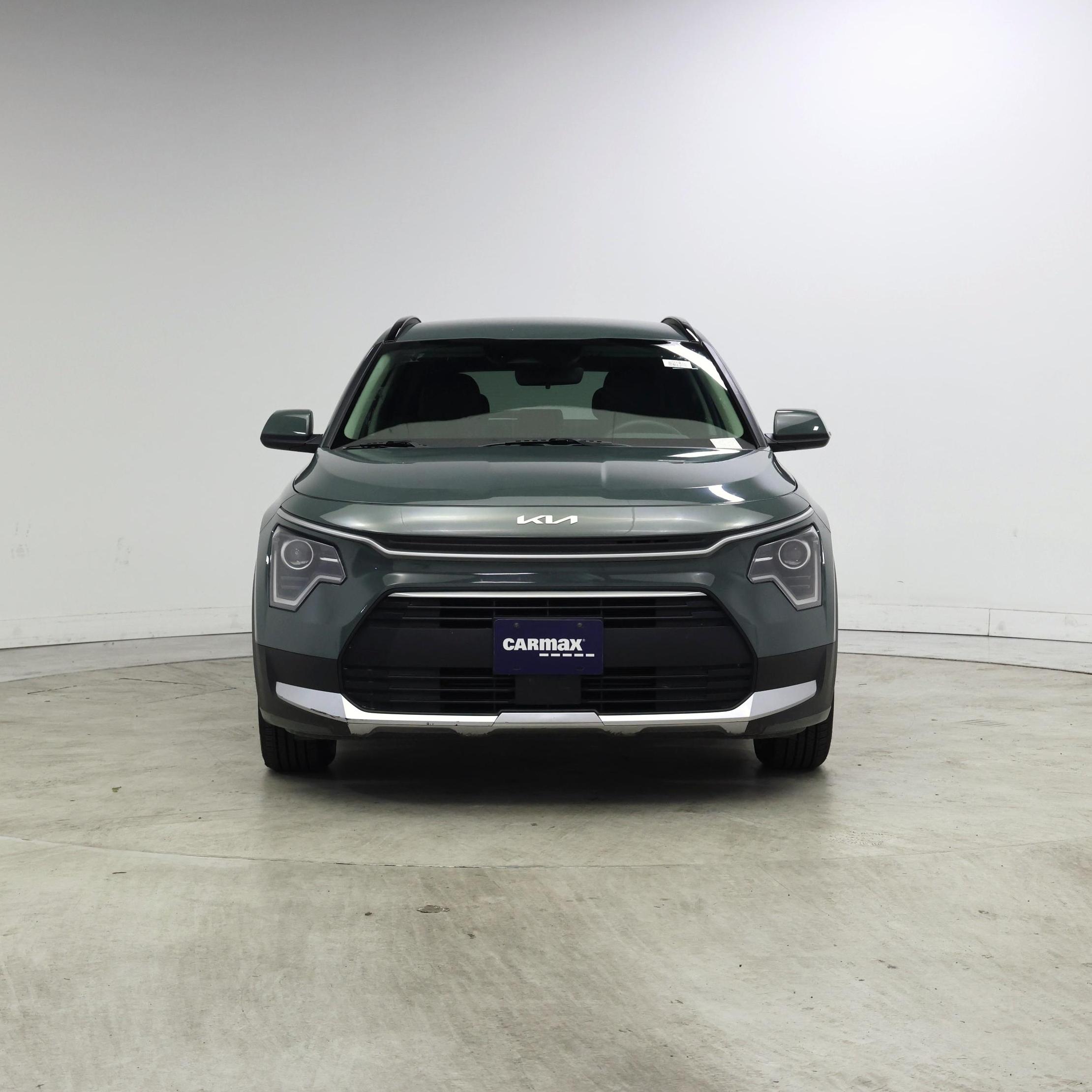 Thumbnail: 2023 Kia Niro - 5