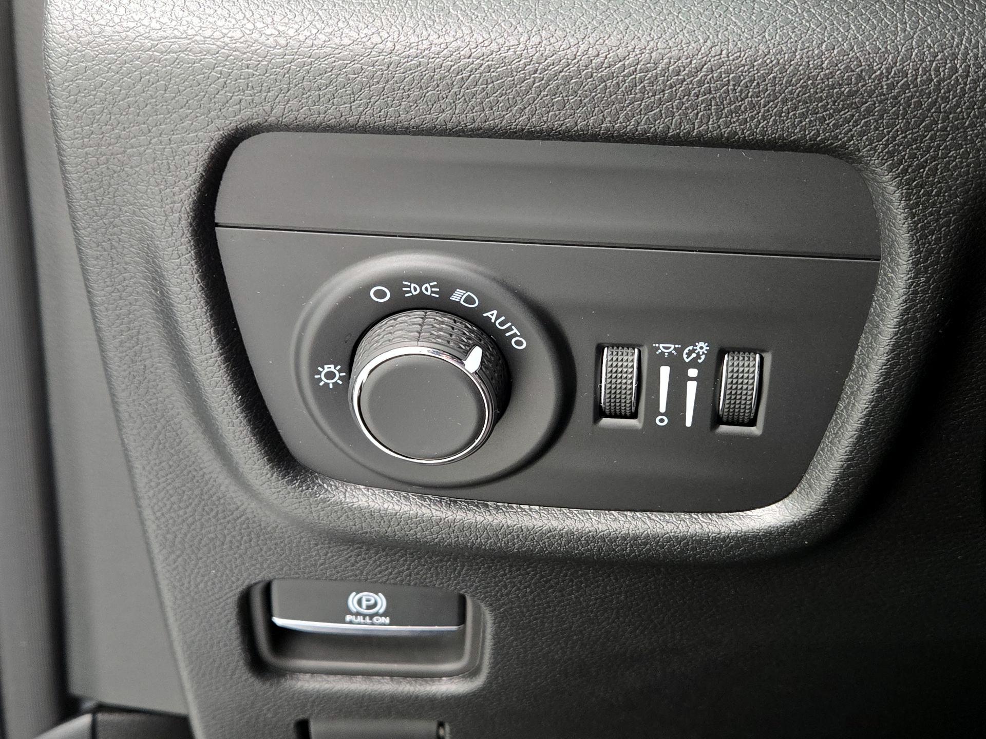 Thumbnail: 2024 Jeep Grand Cherokee - 13