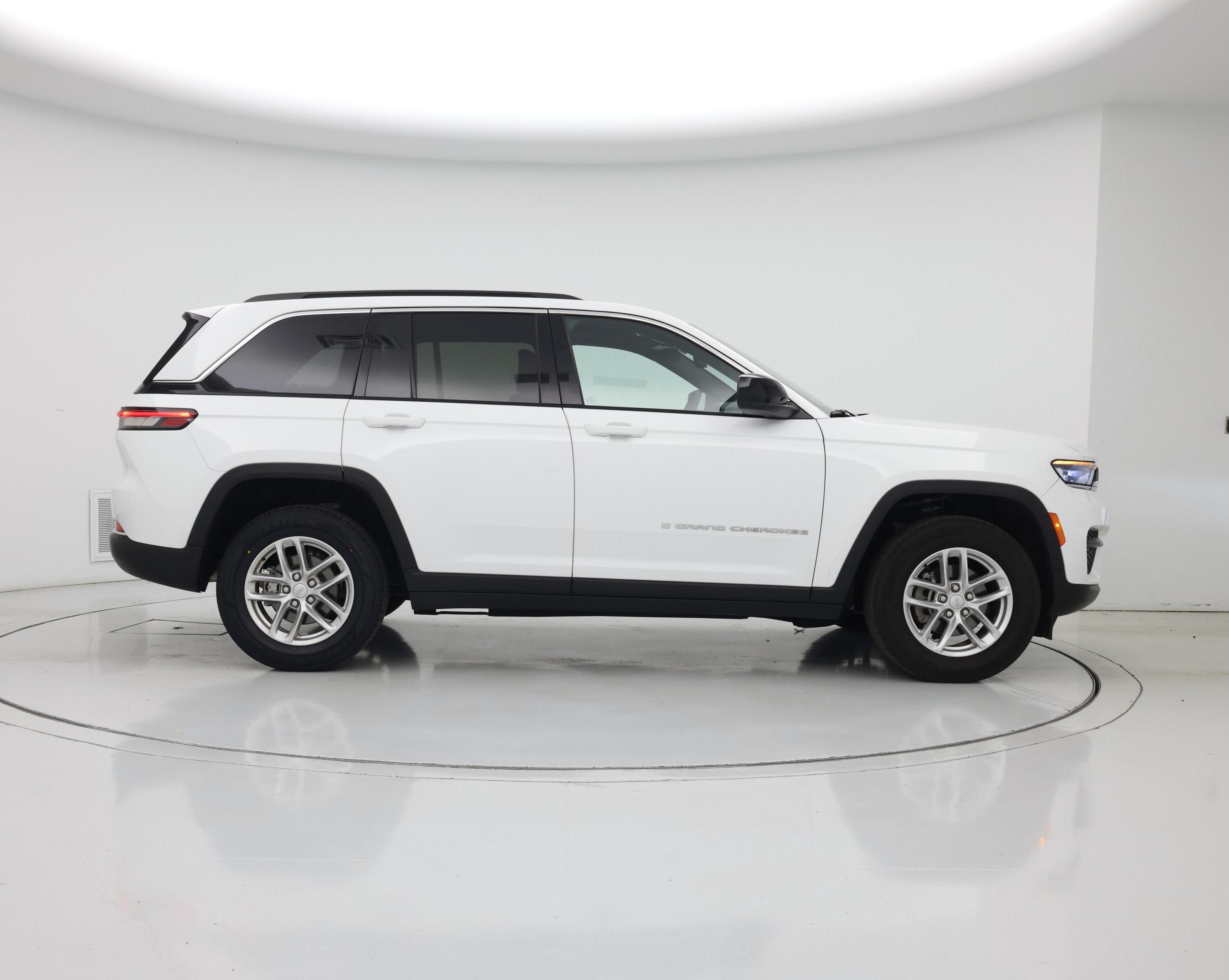 Thumbnail: 2024 Jeep Grand Cherokee - 7