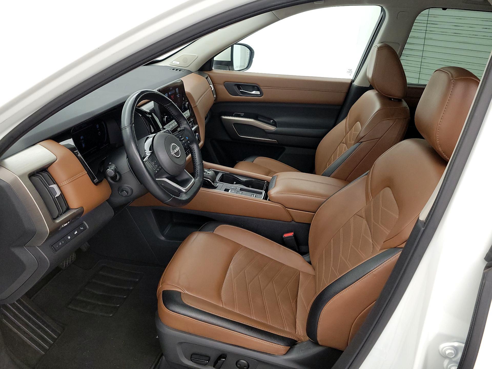 Thumbnail: 2024 Nissan Pathfinder - 11