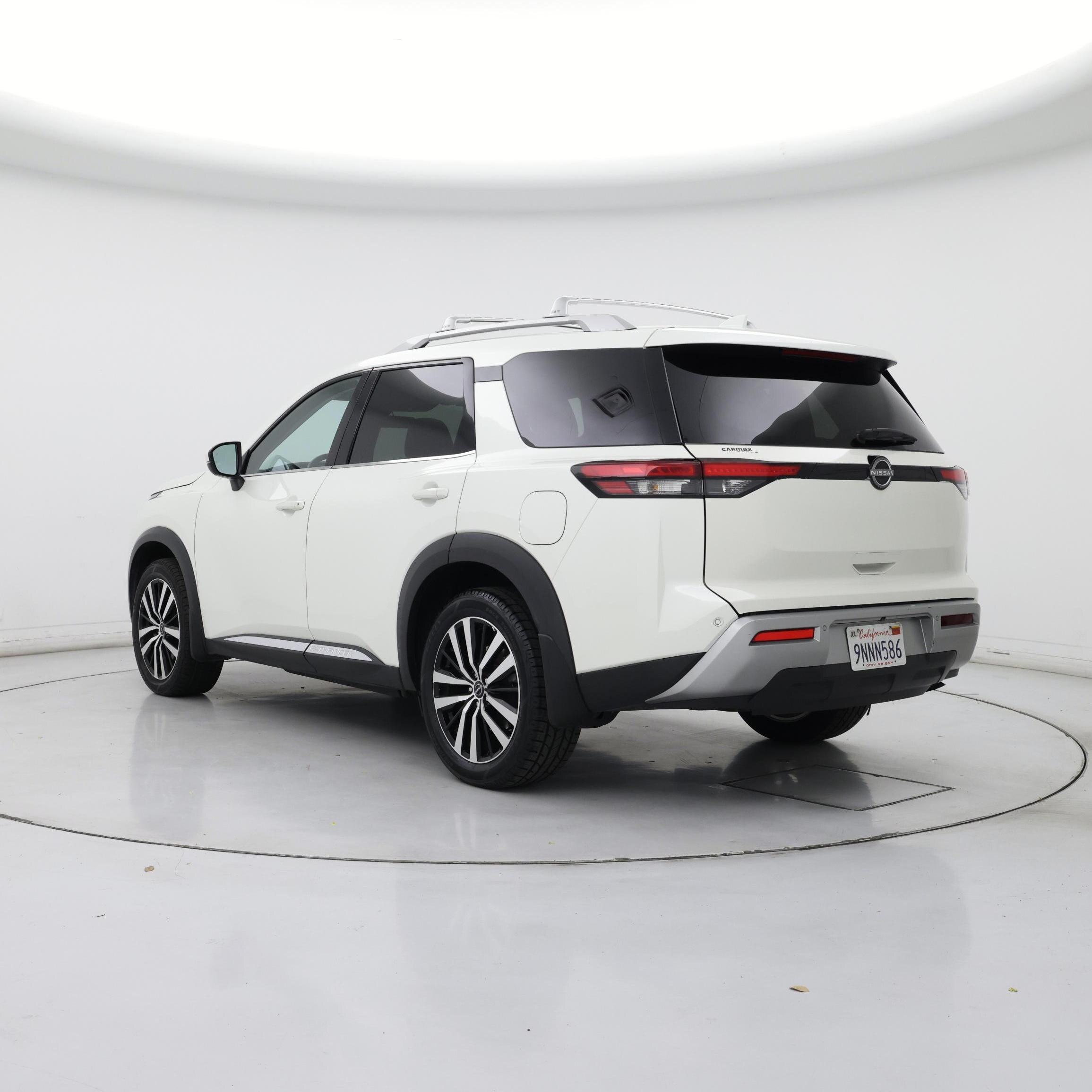 Thumbnail: 2024 Nissan Pathfinder - 2