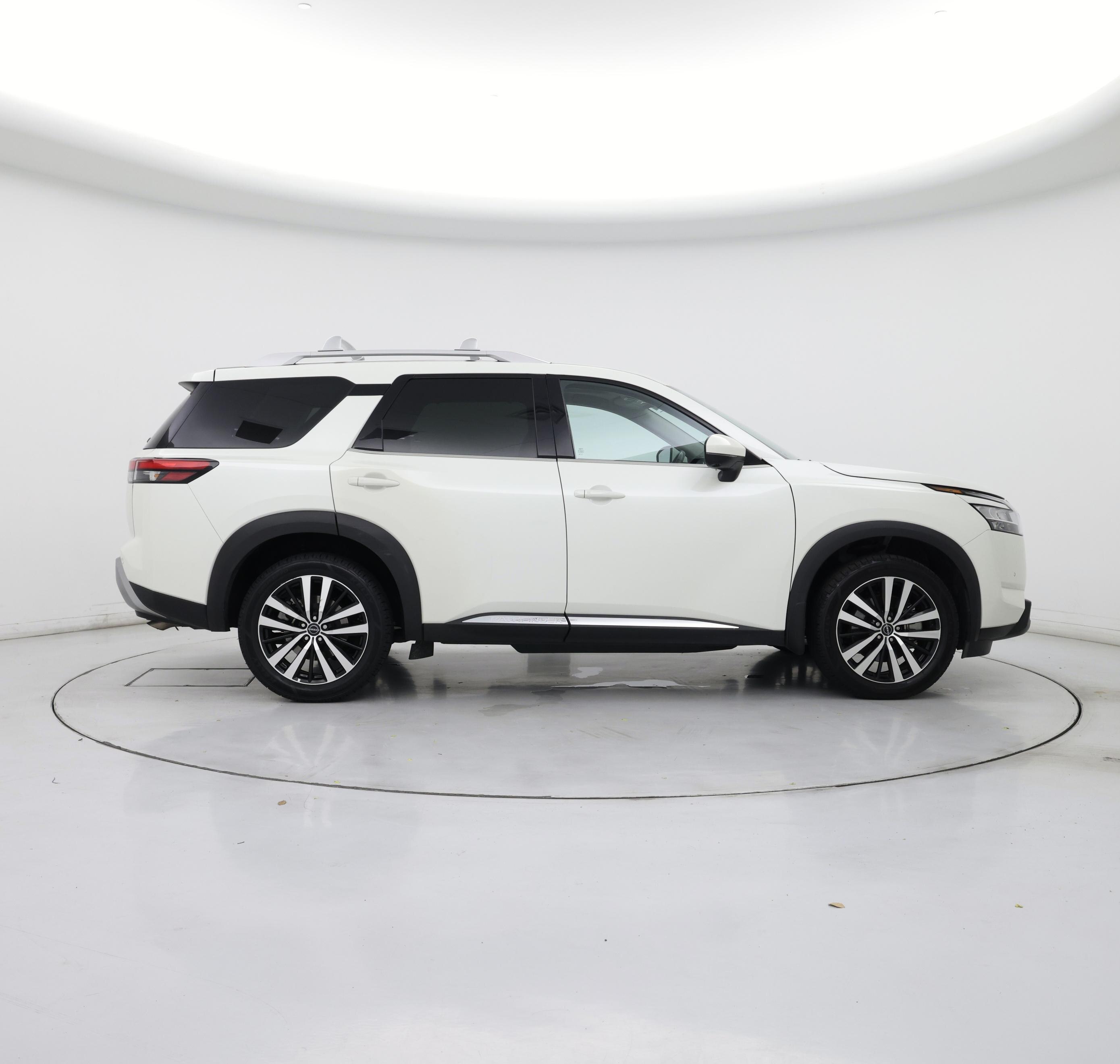 Thumbnail: 2024 Nissan Pathfinder - 7