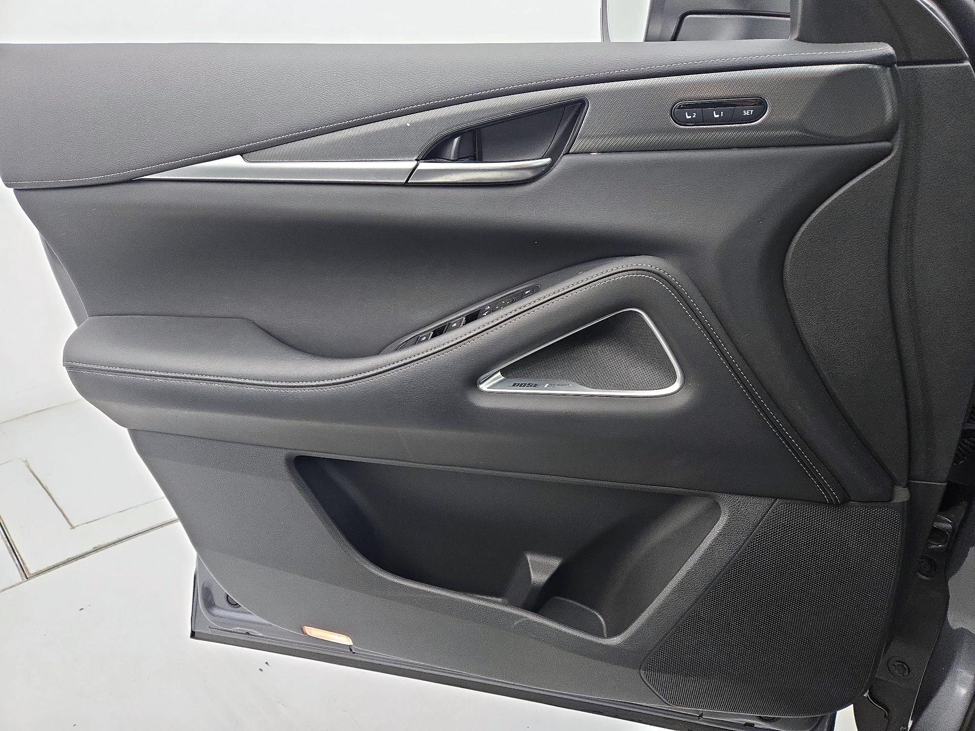 Thumbnail: 2023 INFINITI QX60 - 12