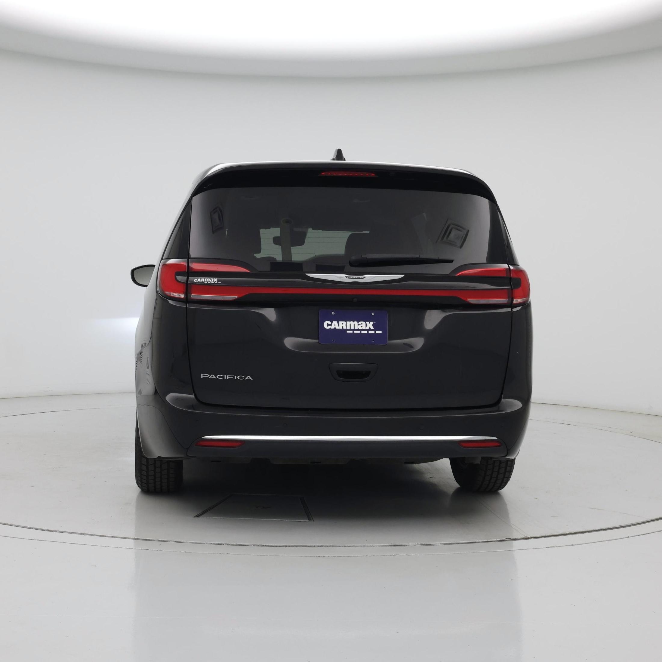 Thumbnail: 2023 Chrysler Pacifica - 6