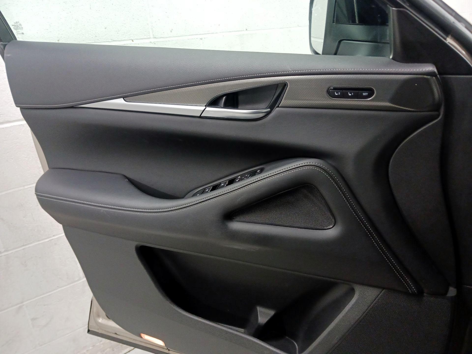 Thumbnail: 2023 INFINITI QX60 - 12