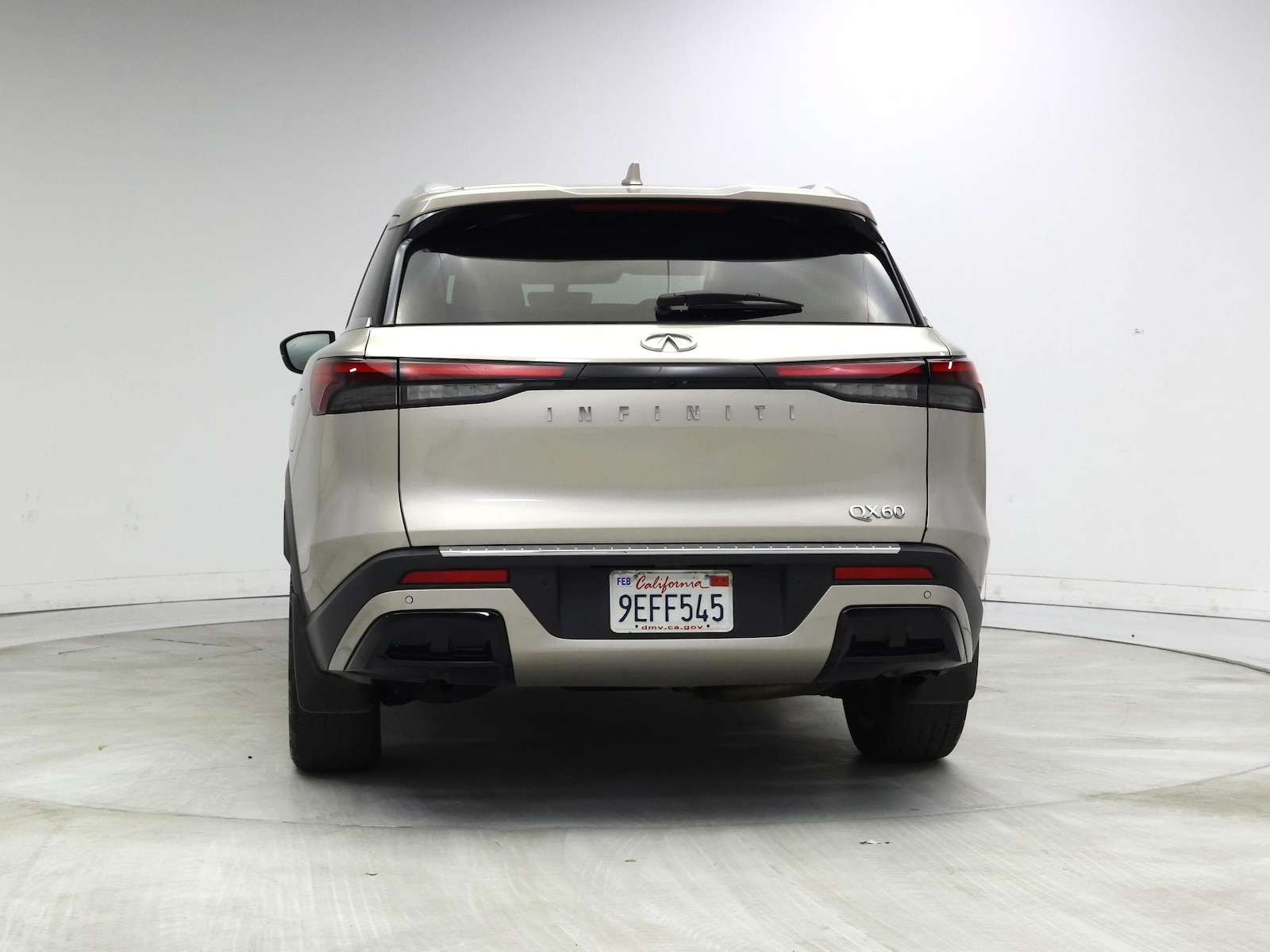 2023 INFINITI QX60 LUXE - Photo 7