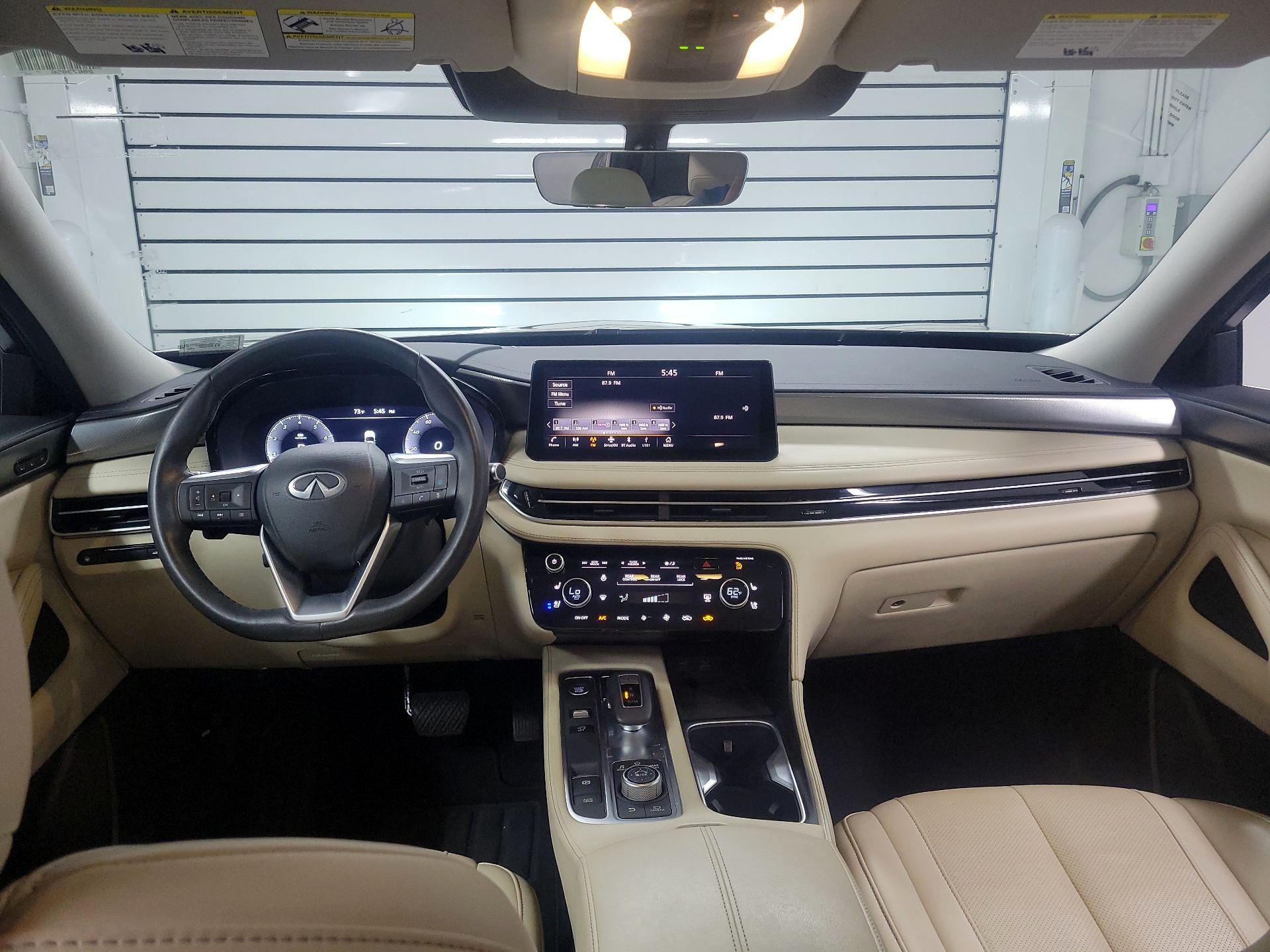 Thumbnail: 2023 INFINITI QX60 - 9