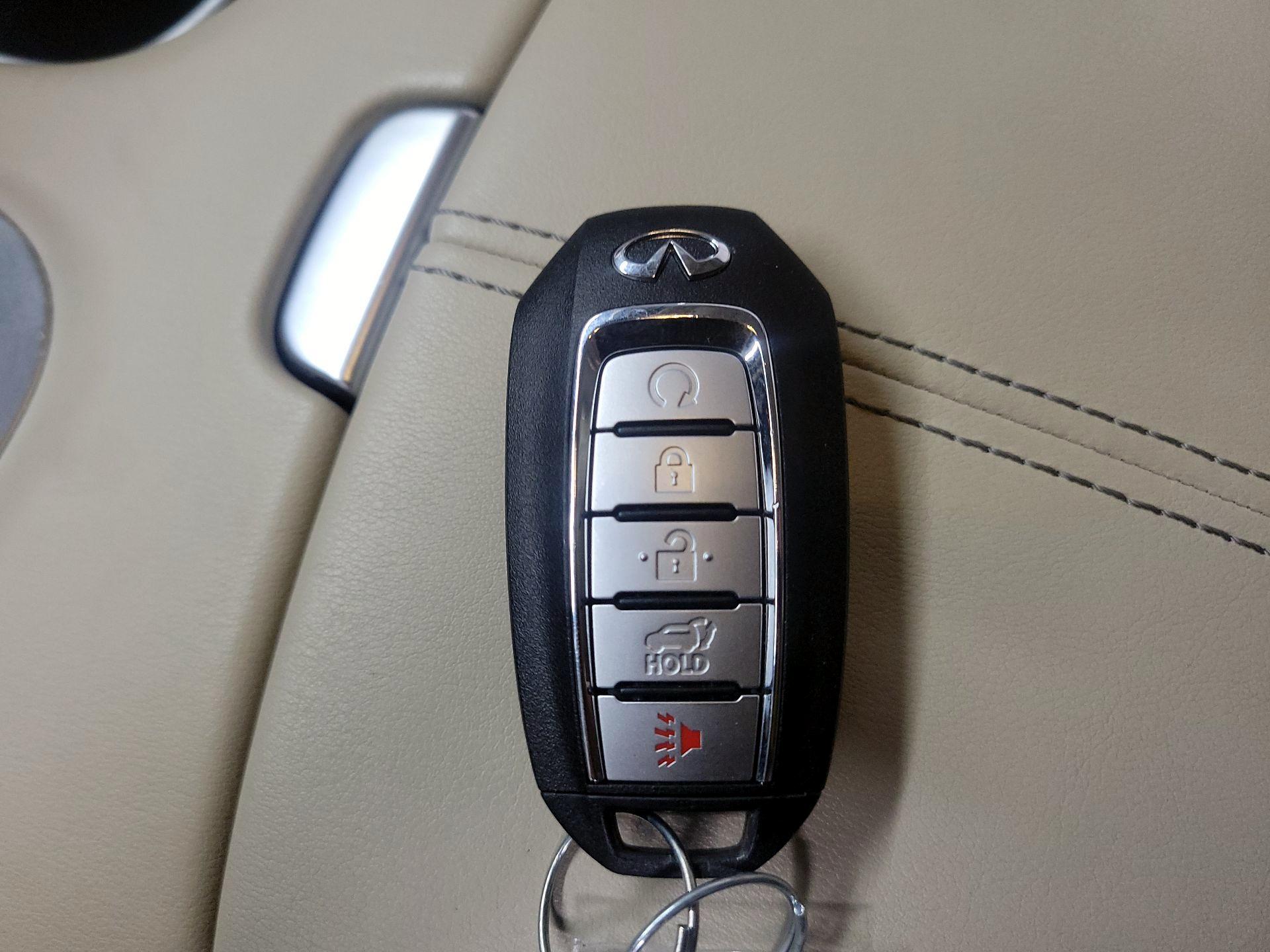 Thumbnail: 2023 INFINITI QX60 - 20