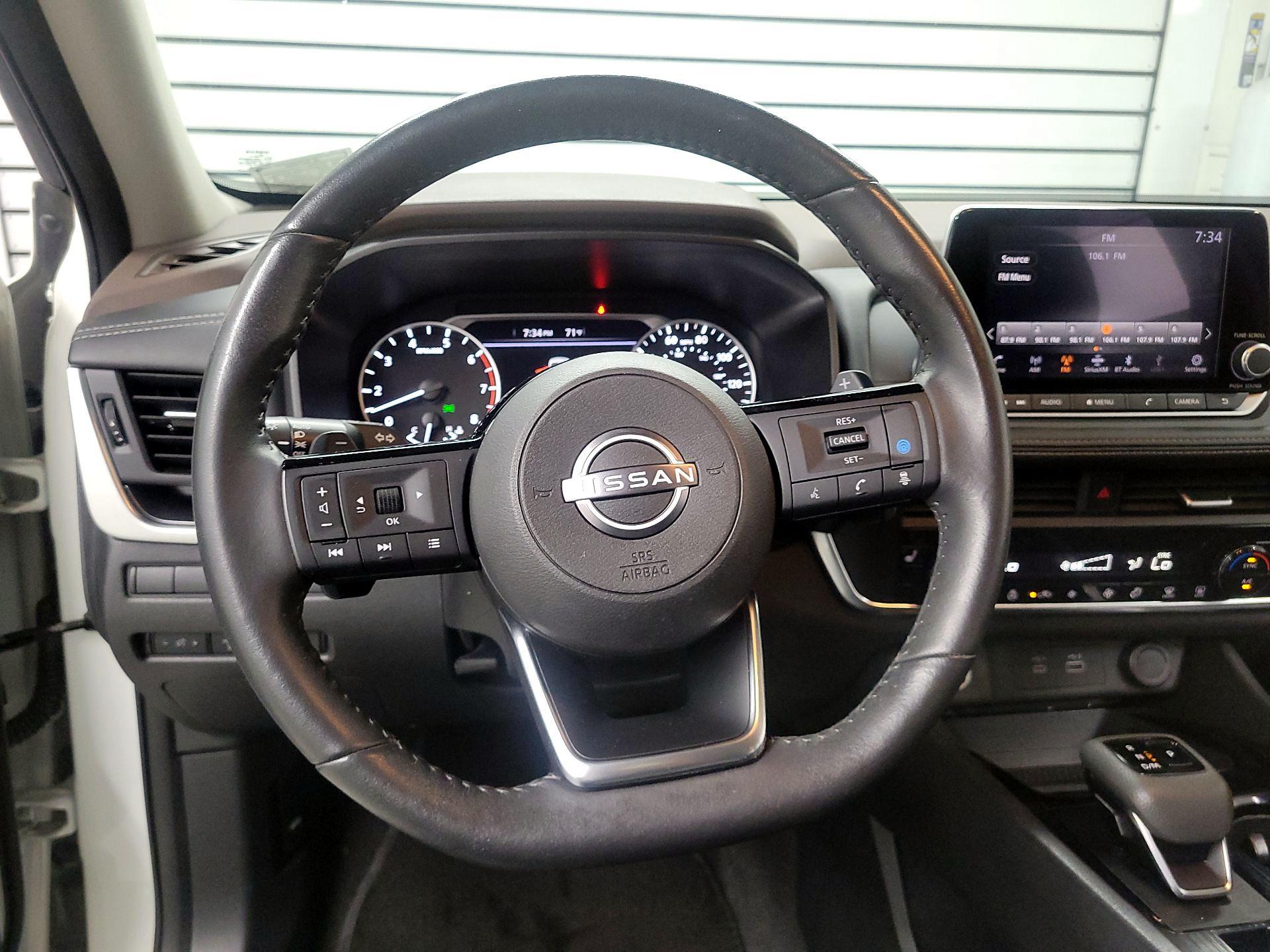 Thumbnail: 2023 Nissan Rogue - 10