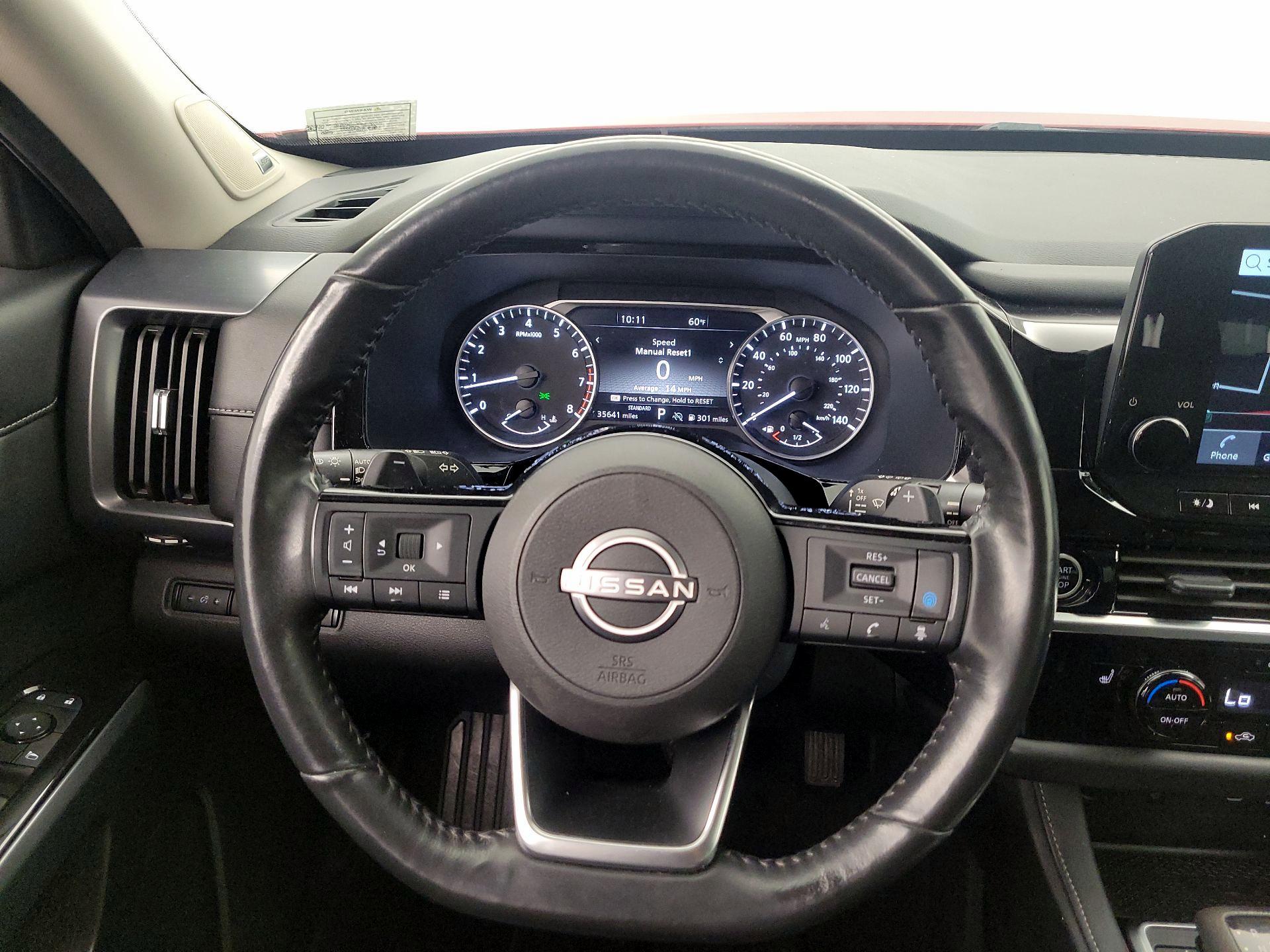 Thumbnail: 2023 Nissan Pathfinder - 10