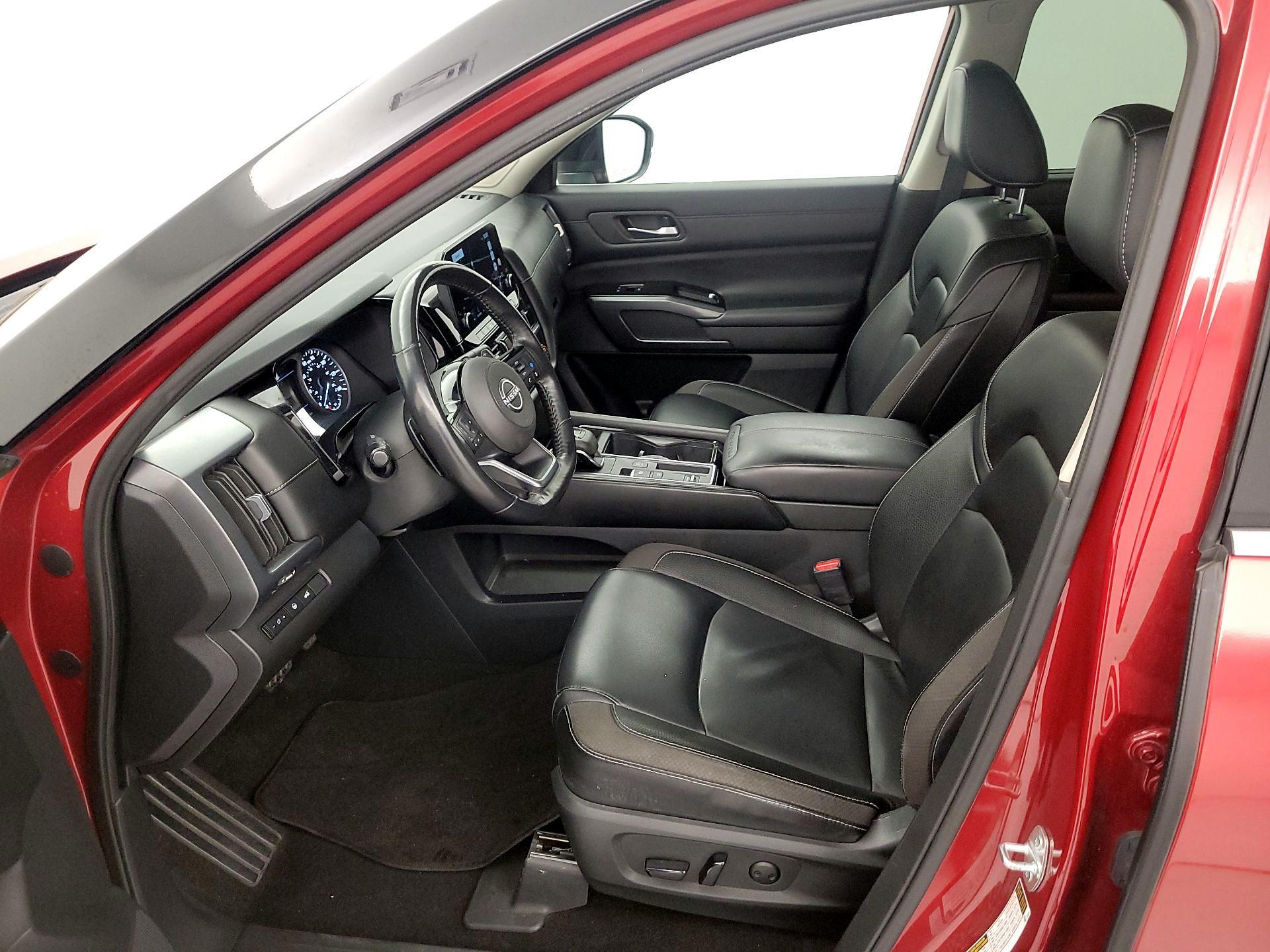 Thumbnail: 2023 Nissan Pathfinder - 11