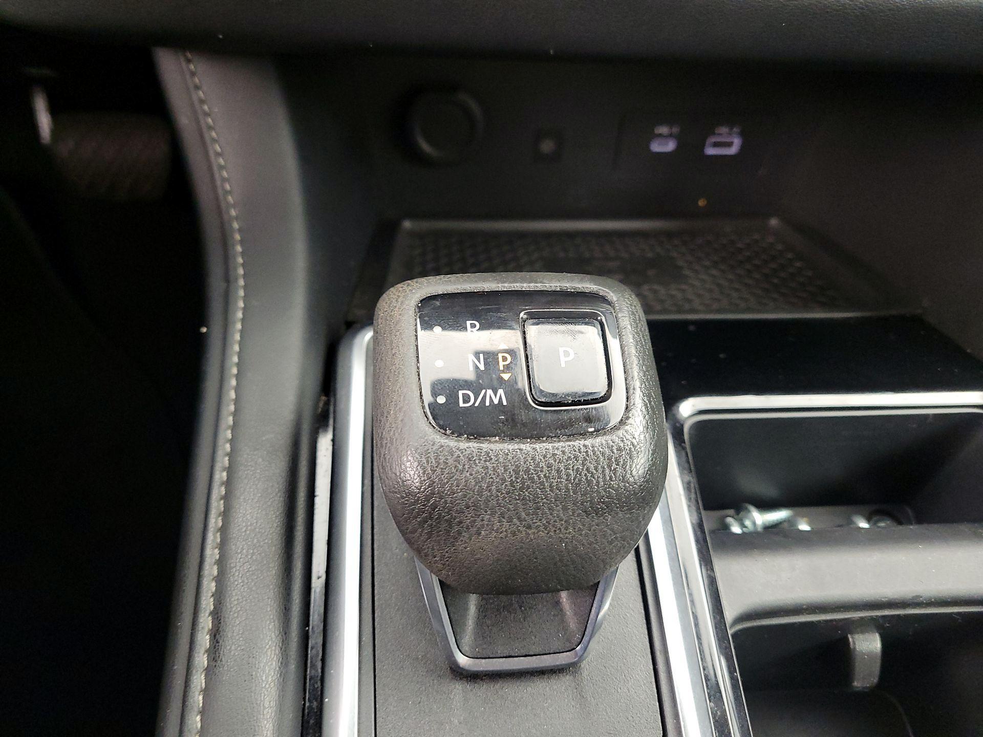 Thumbnail: 2023 Nissan Pathfinder - 18