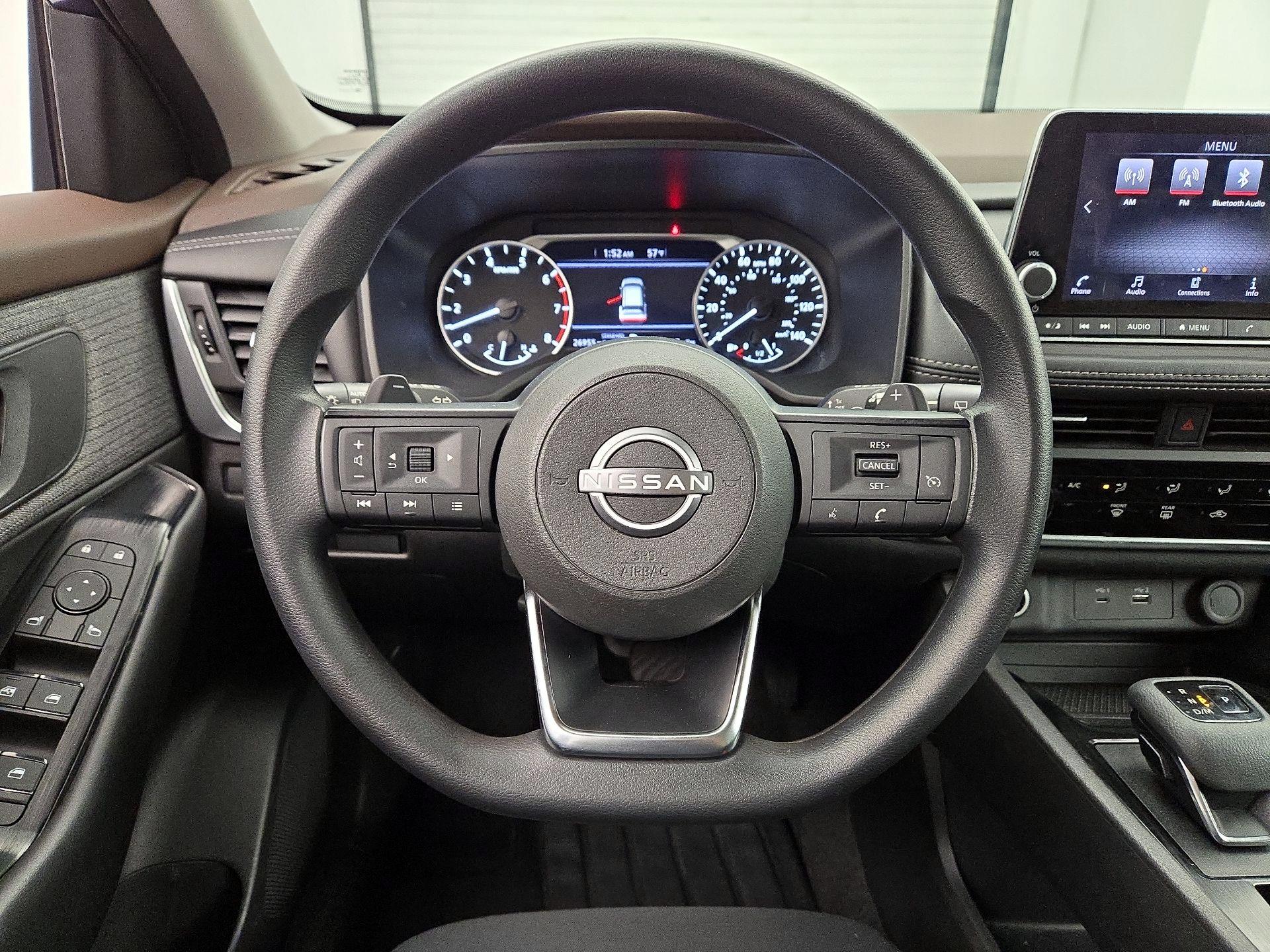 Thumbnail: 2023 Nissan Rogue - 10