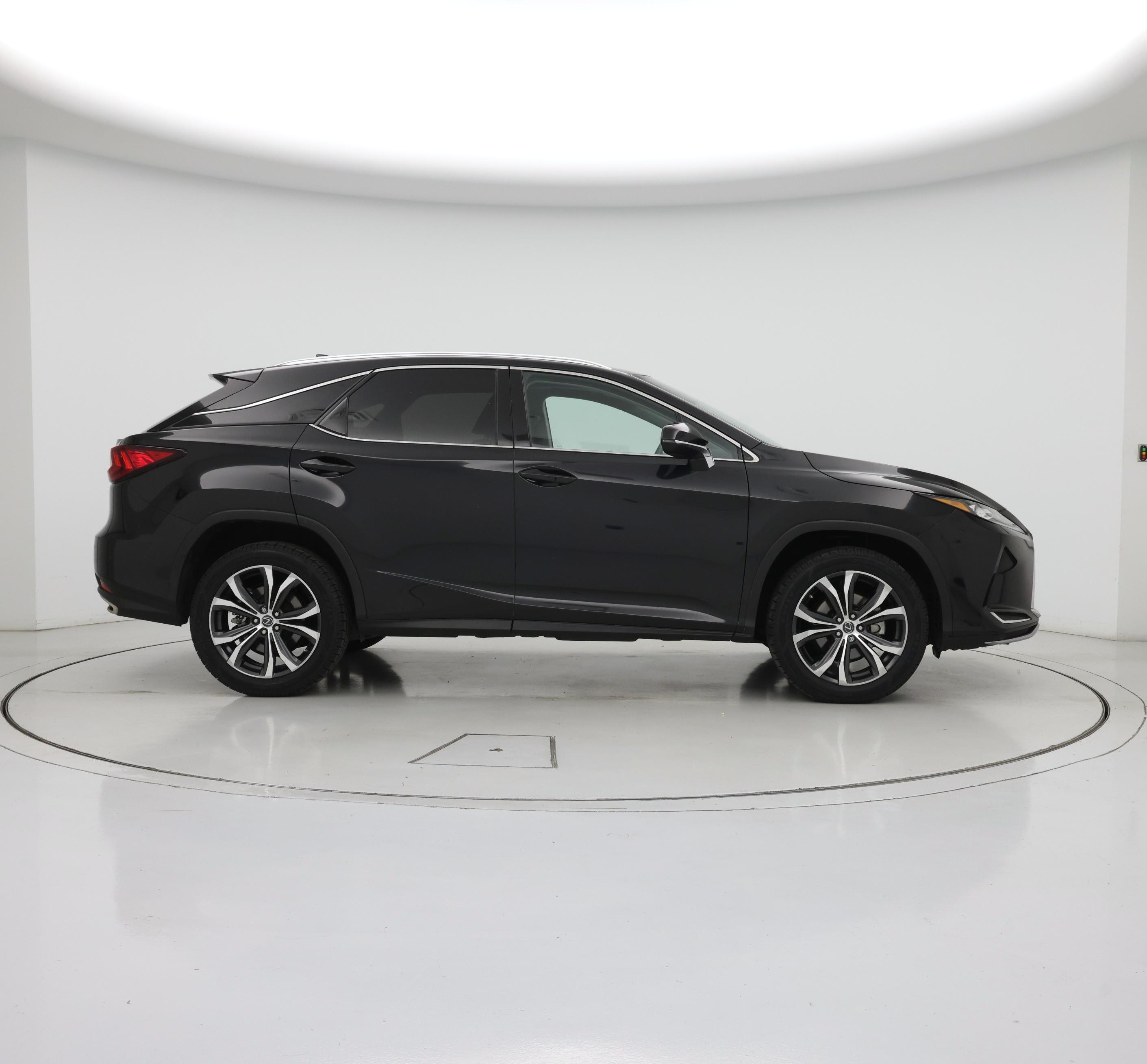 Thumbnail: 2020 Lexus RX - 7
