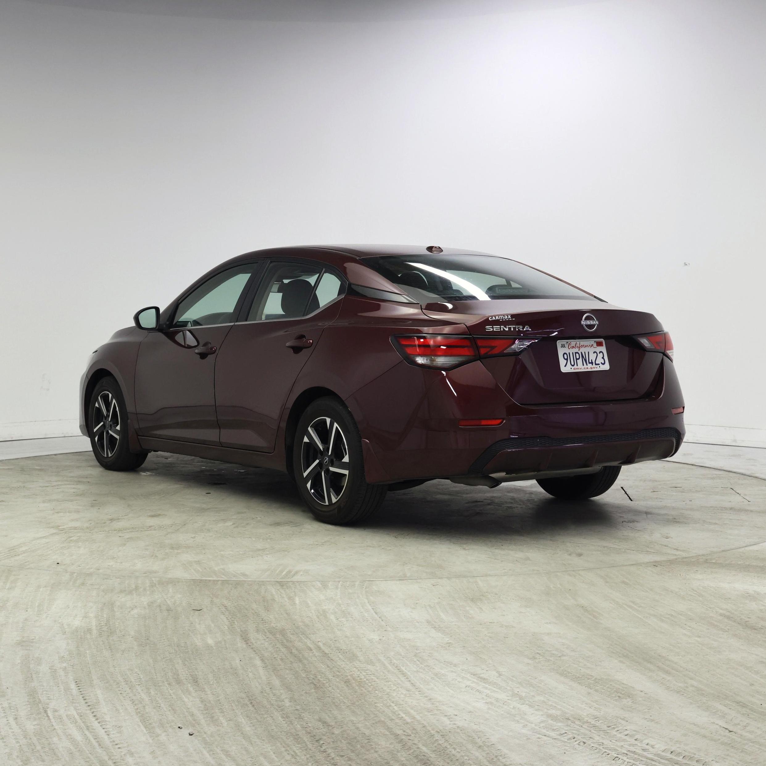 Thumbnail: 2025 Nissan Sentra - 2