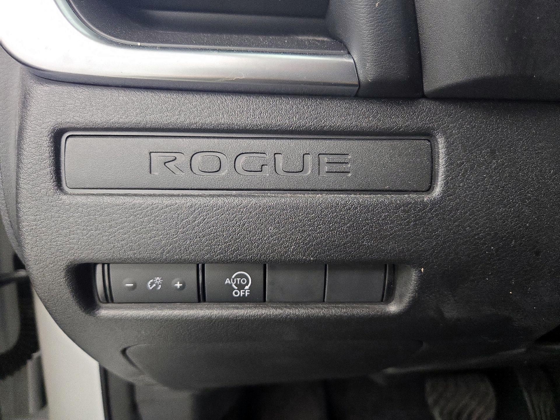 Thumbnail: 2023 Nissan Rogue - 13
