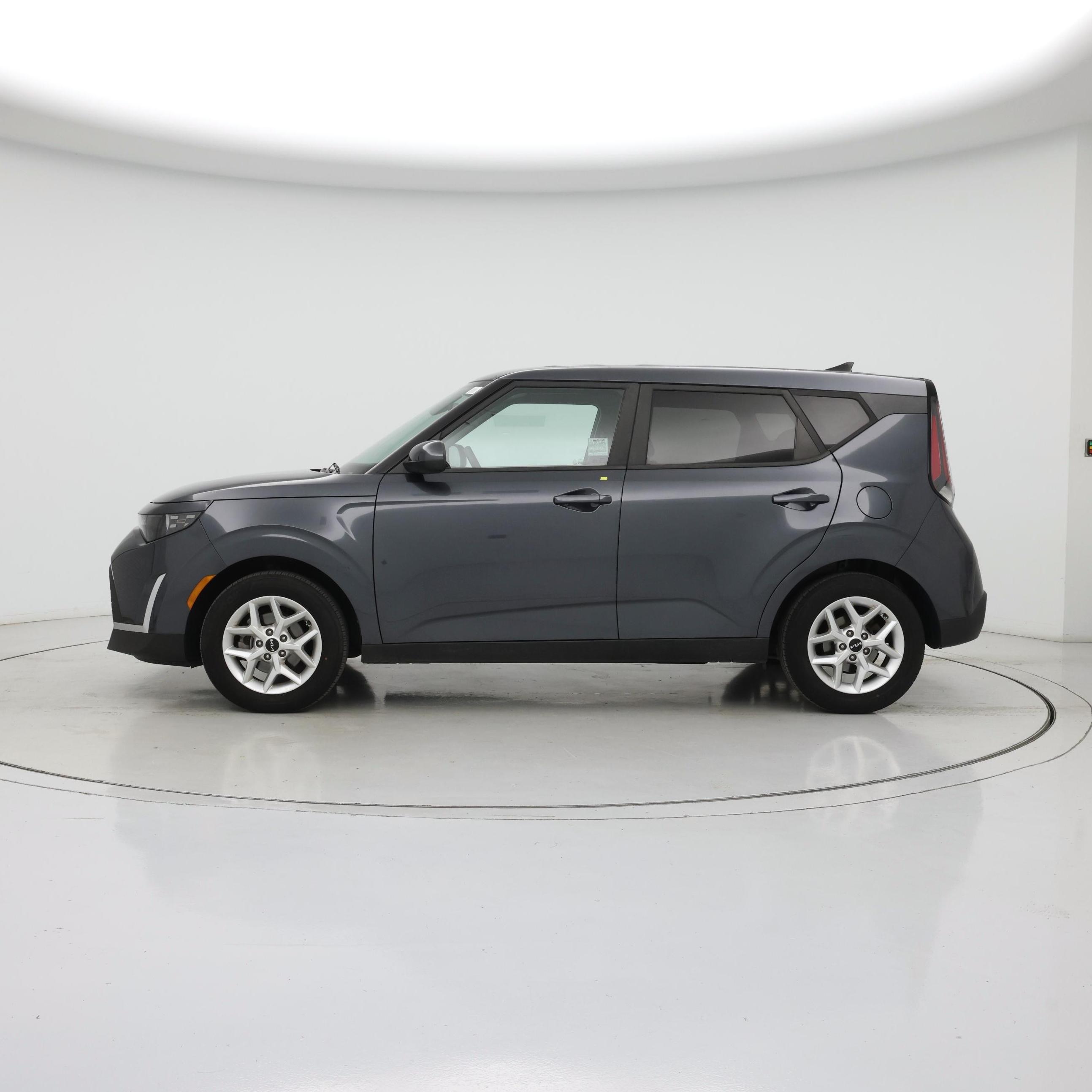 Thumbnail: 2023 Kia Soul - 3