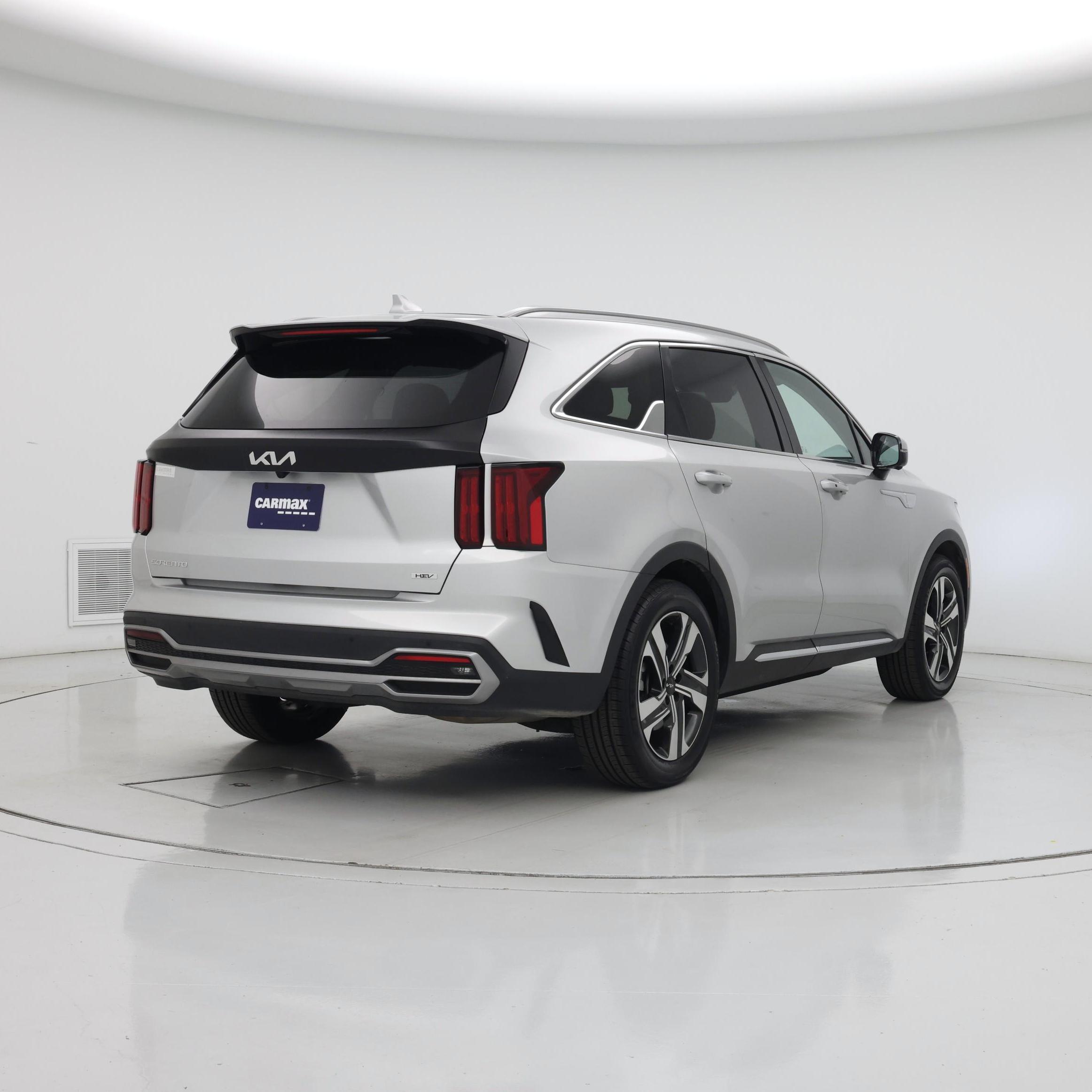 Thumbnail: 2023 Kia Sorento - 8
