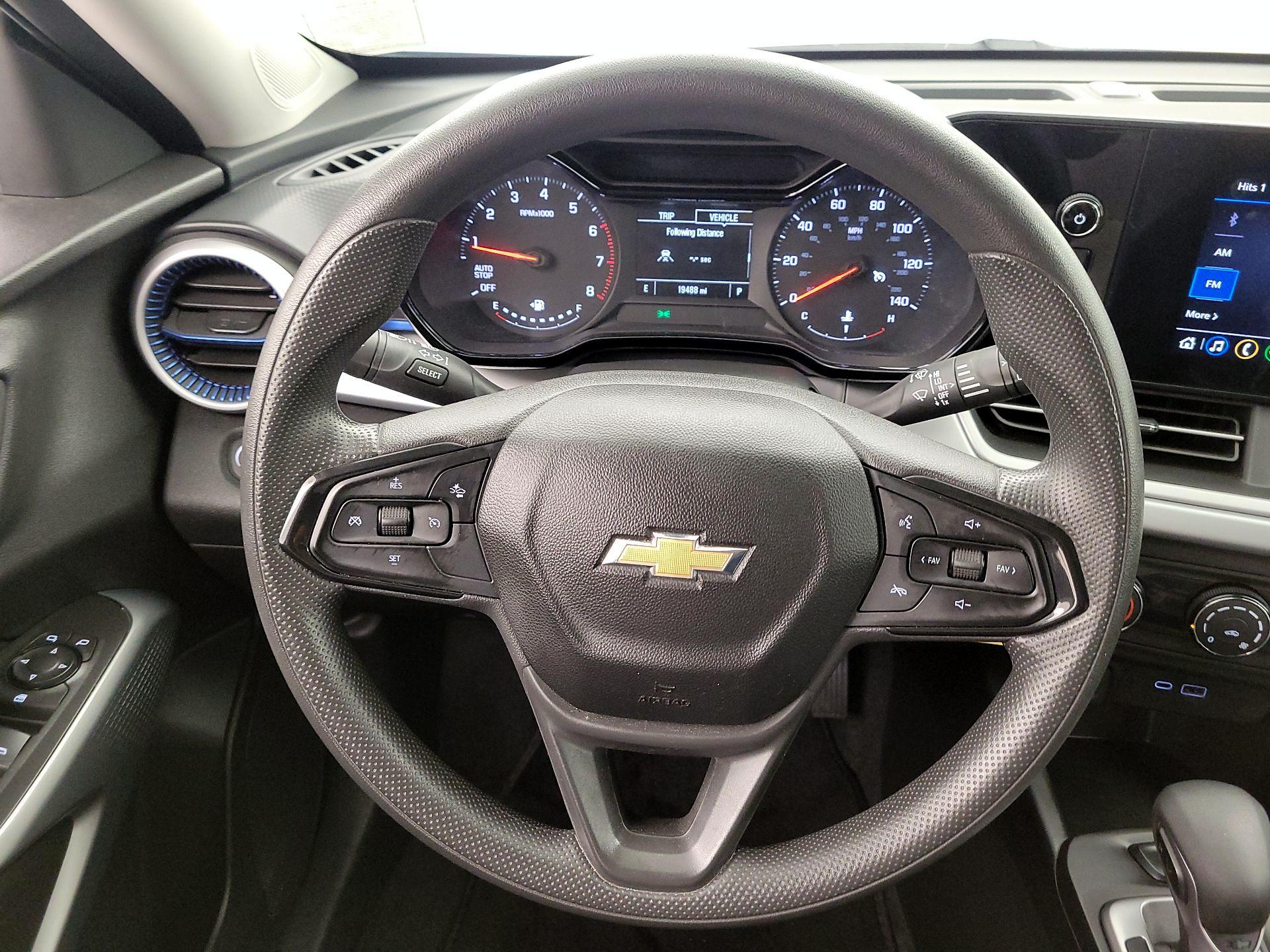 Thumbnail: 2024 Chevrolet Trax - 10