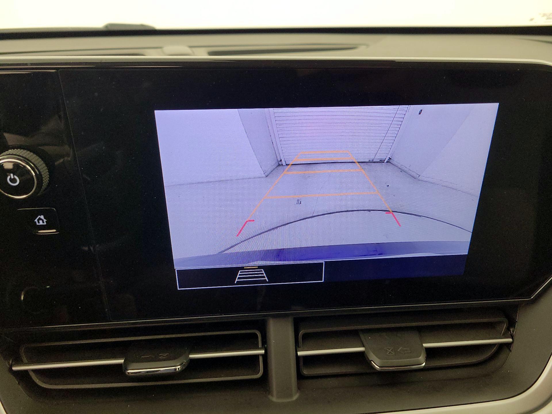 Thumbnail: 2024 Chevrolet Trax - 14