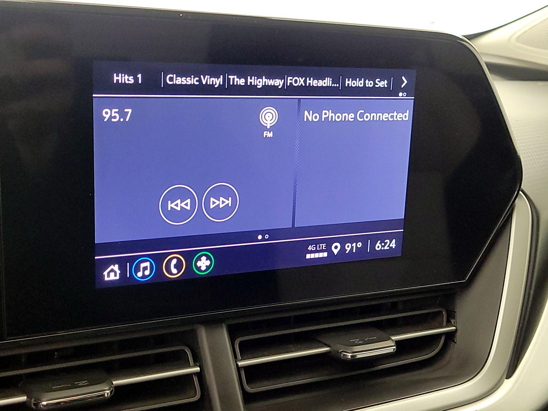 Thumbnail: 2024 Chevrolet Trax - 15