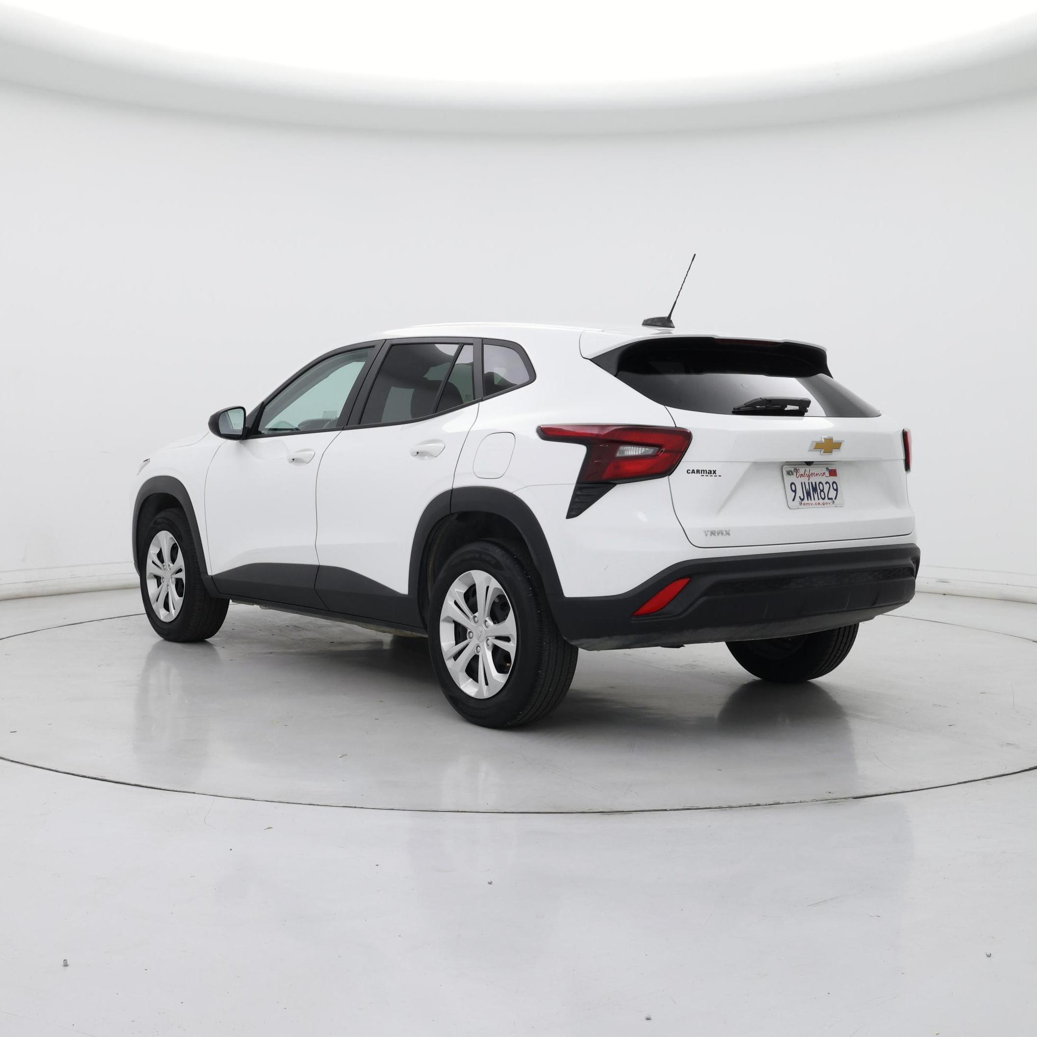 Thumbnail: 2024 Chevrolet Trax - 2