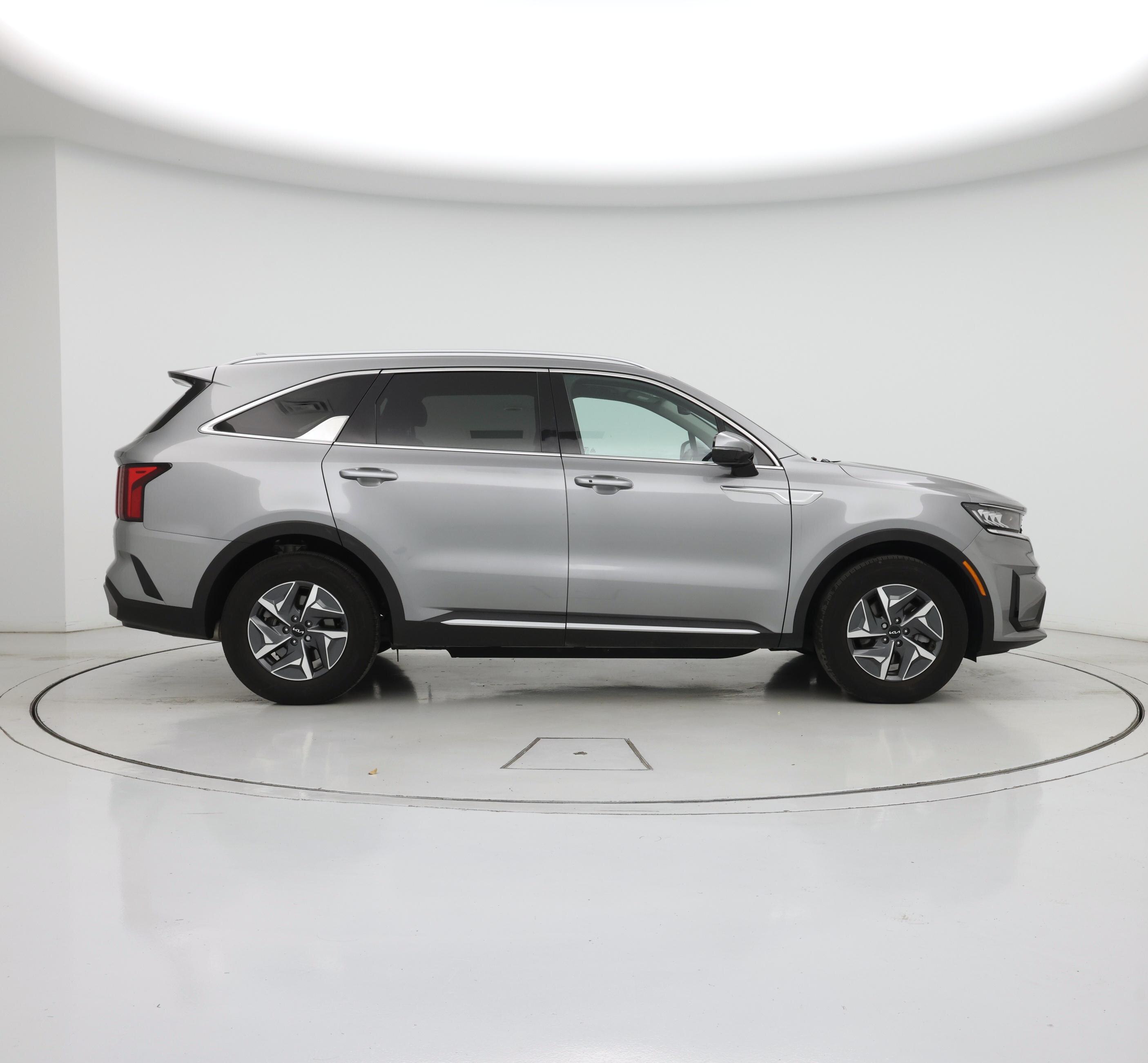 Thumbnail: 2023 Kia Sorento - 7