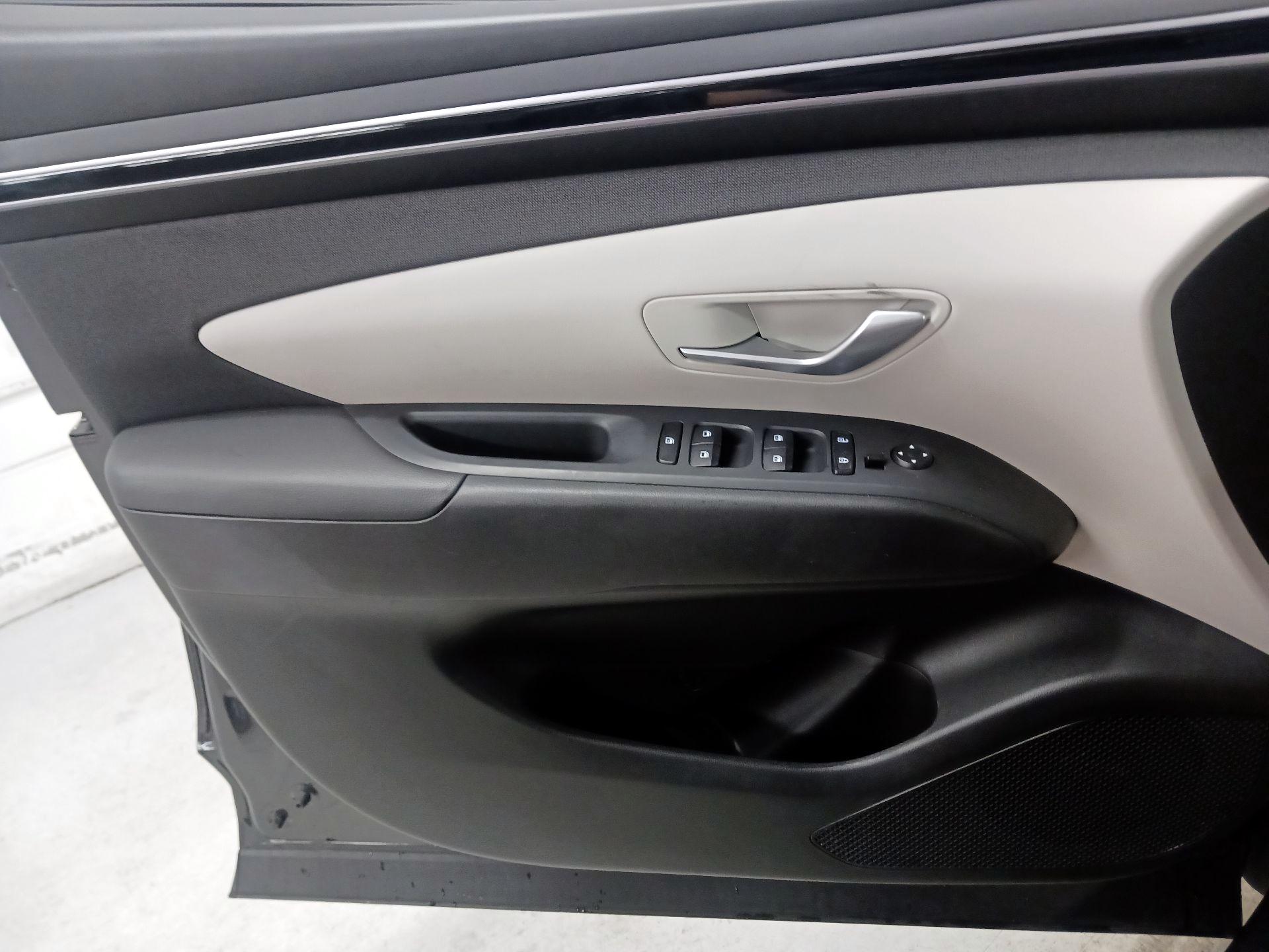 Thumbnail: 2023 Hyundai Tucson - 12