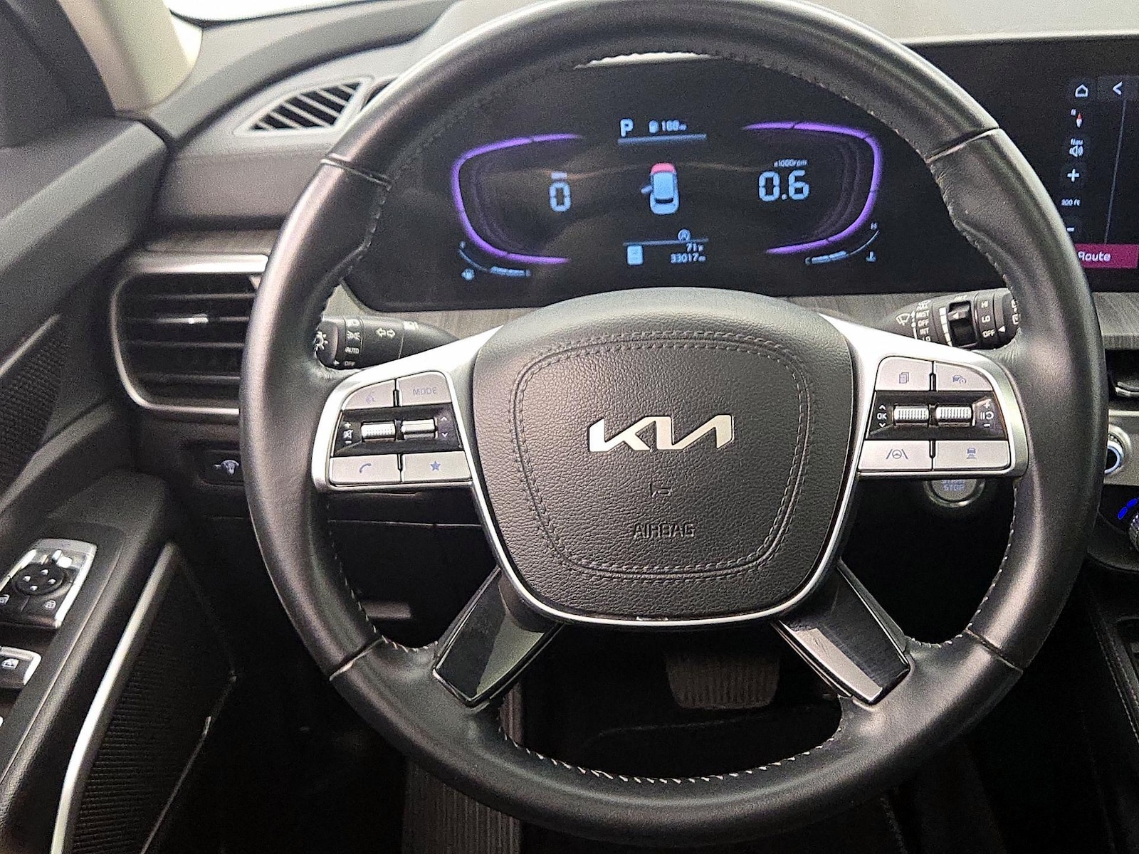 2023 Kia Telluride EX - Photo 11