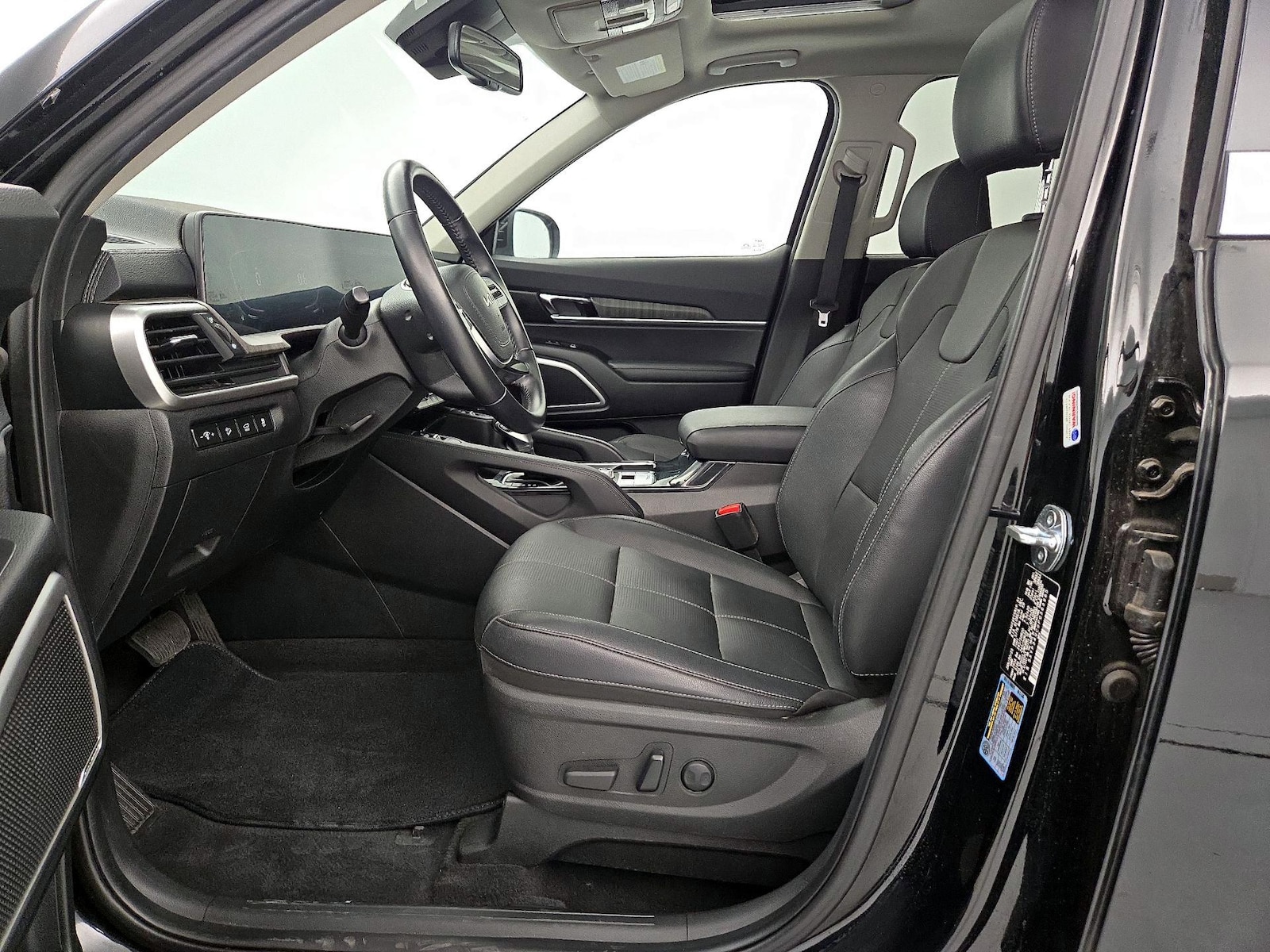 2023 Kia Telluride EX - Photo 12